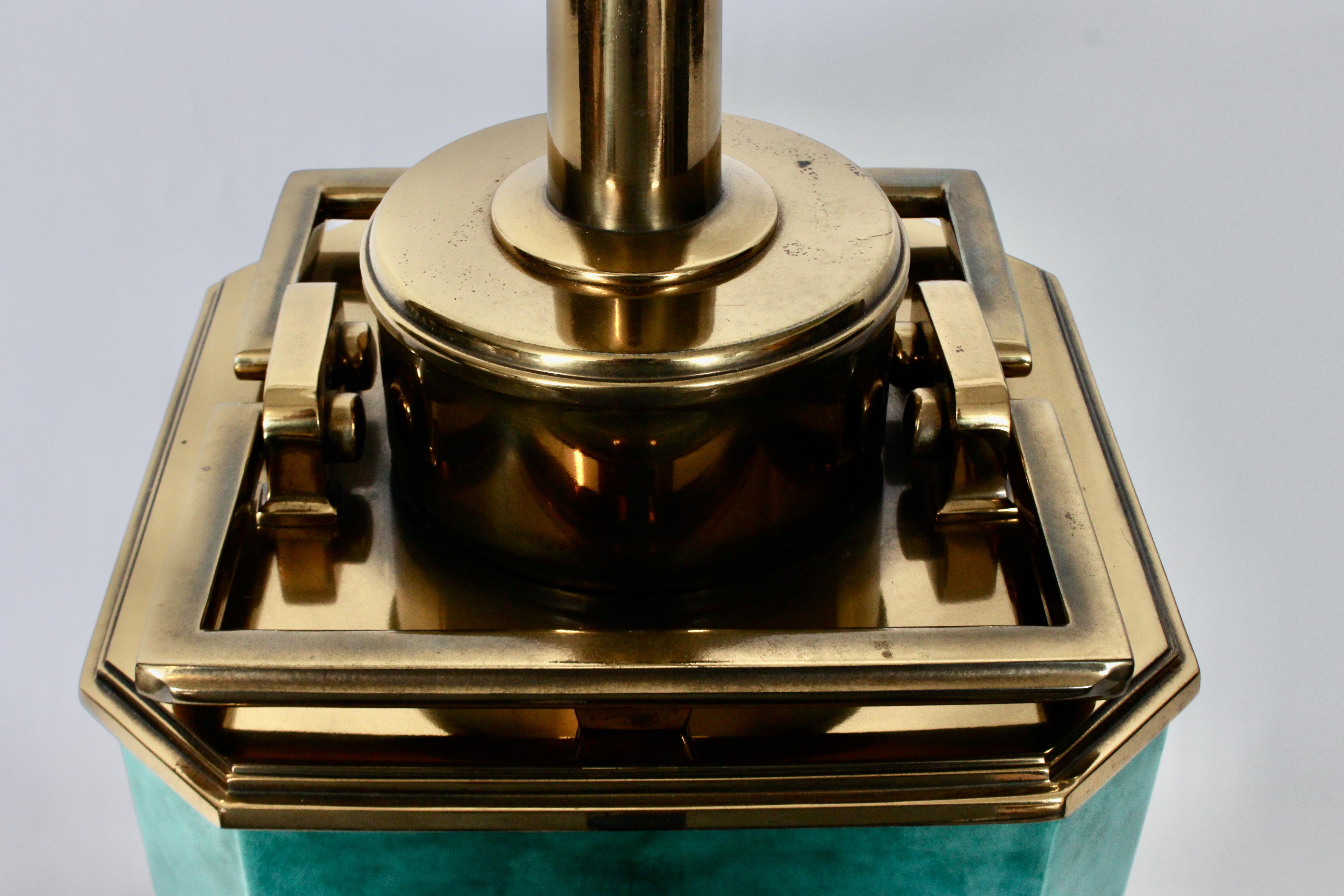 Edwin Cole für Stiffel Tischlampe aus Aqua-Keramik und Messing mit Glasschirm im Angebot 9