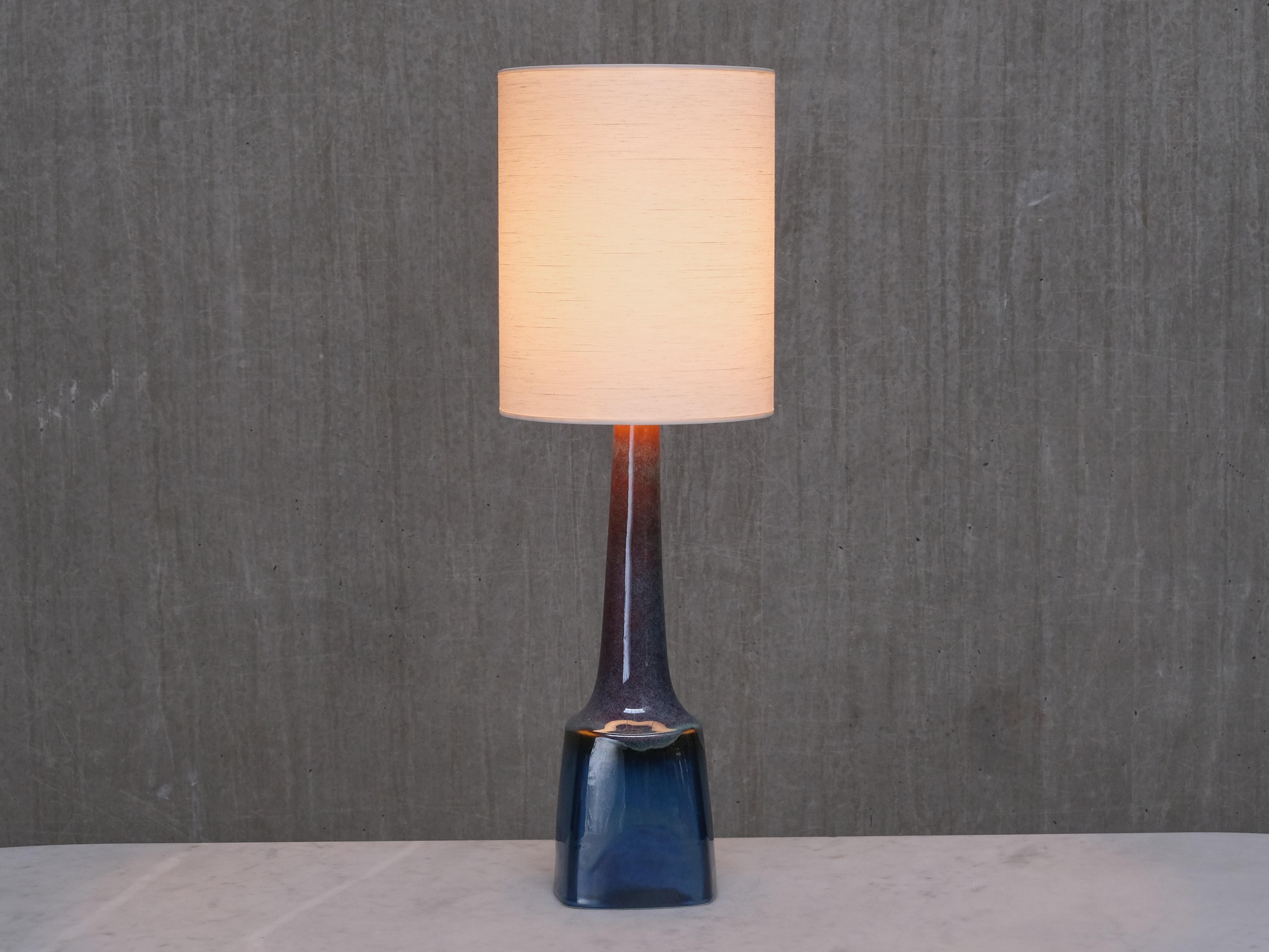 Grande lampe de table en céramique émaillée Einar Johansen, Søholm, Danemark, années 1960 Bon état - En vente à The Hague, NL
