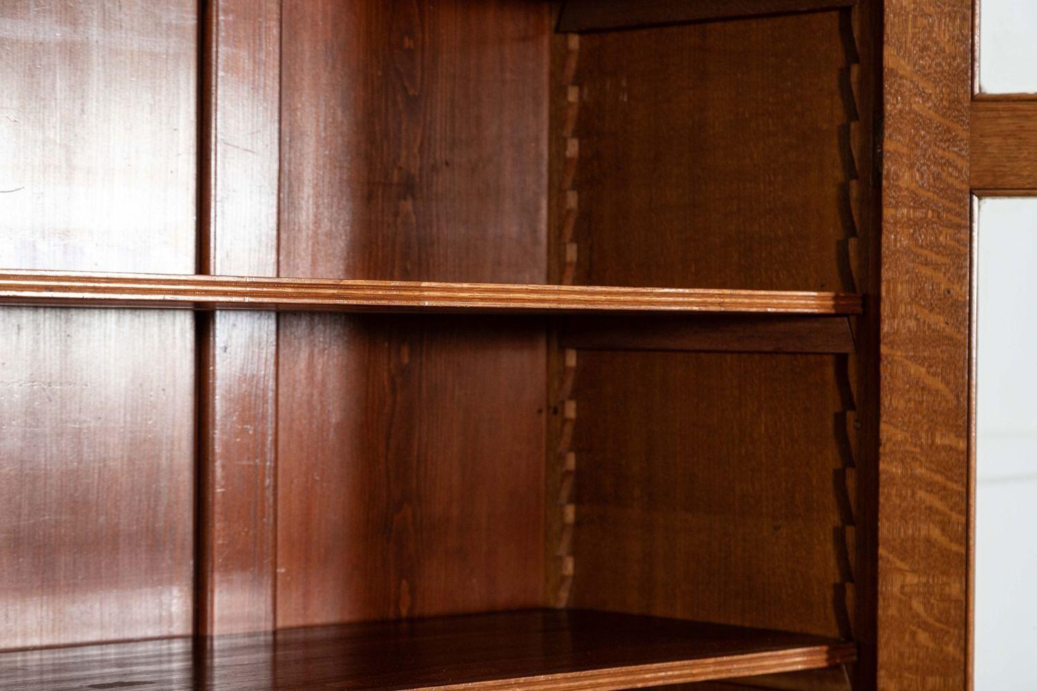Mobile libreria inglese alto del XIX secolo in Oak smaltato in vendita 14