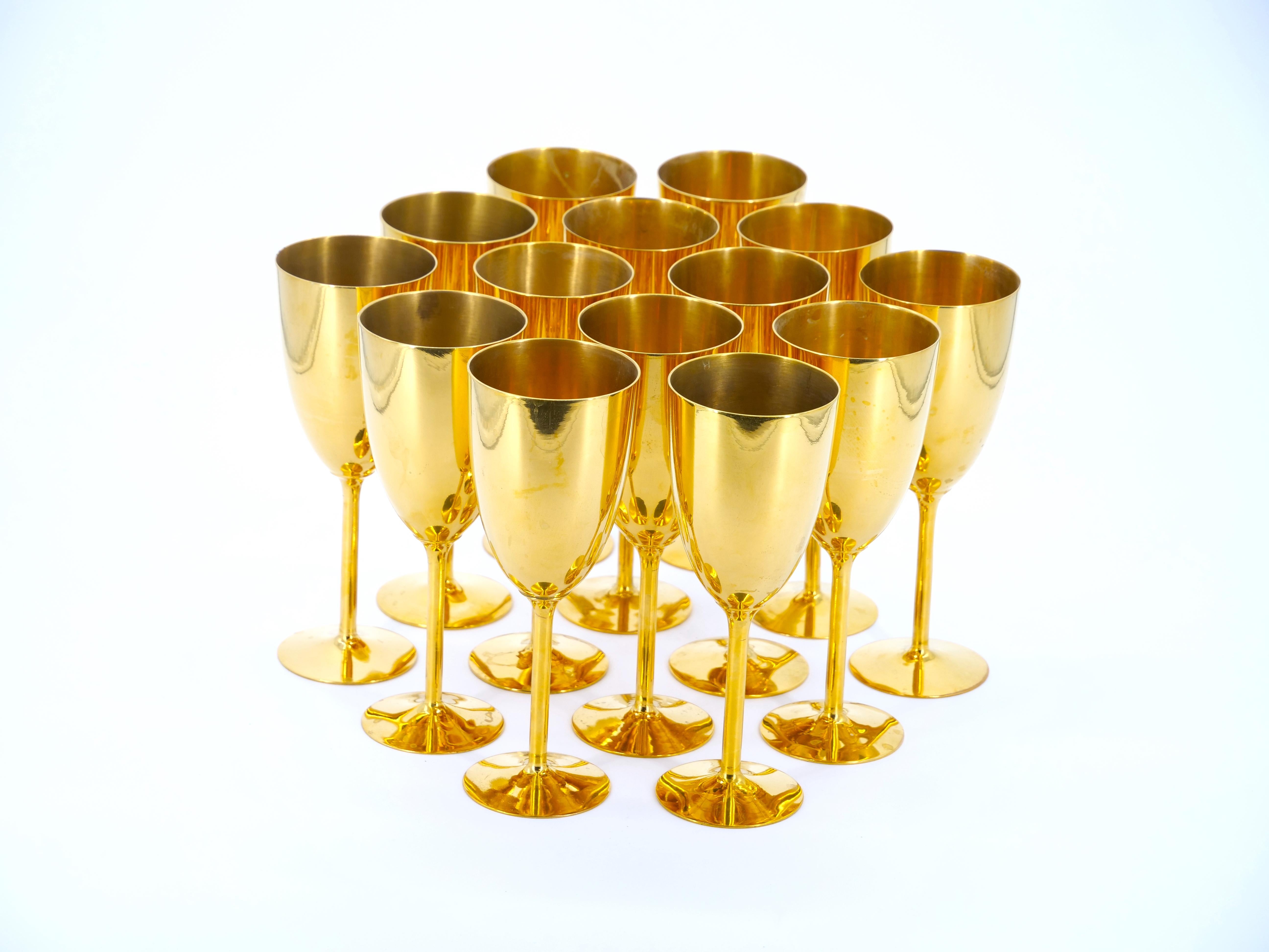 Silver Plate Tall English Sheffield Gilt wine / Water Goblets Service / 14 People For Sale