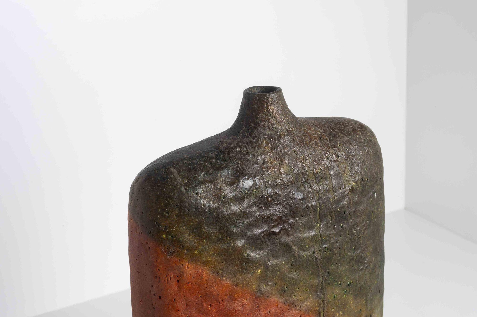 Italiano Vaso Monumentale Fantoni smaltato in arancione e verde in vendita