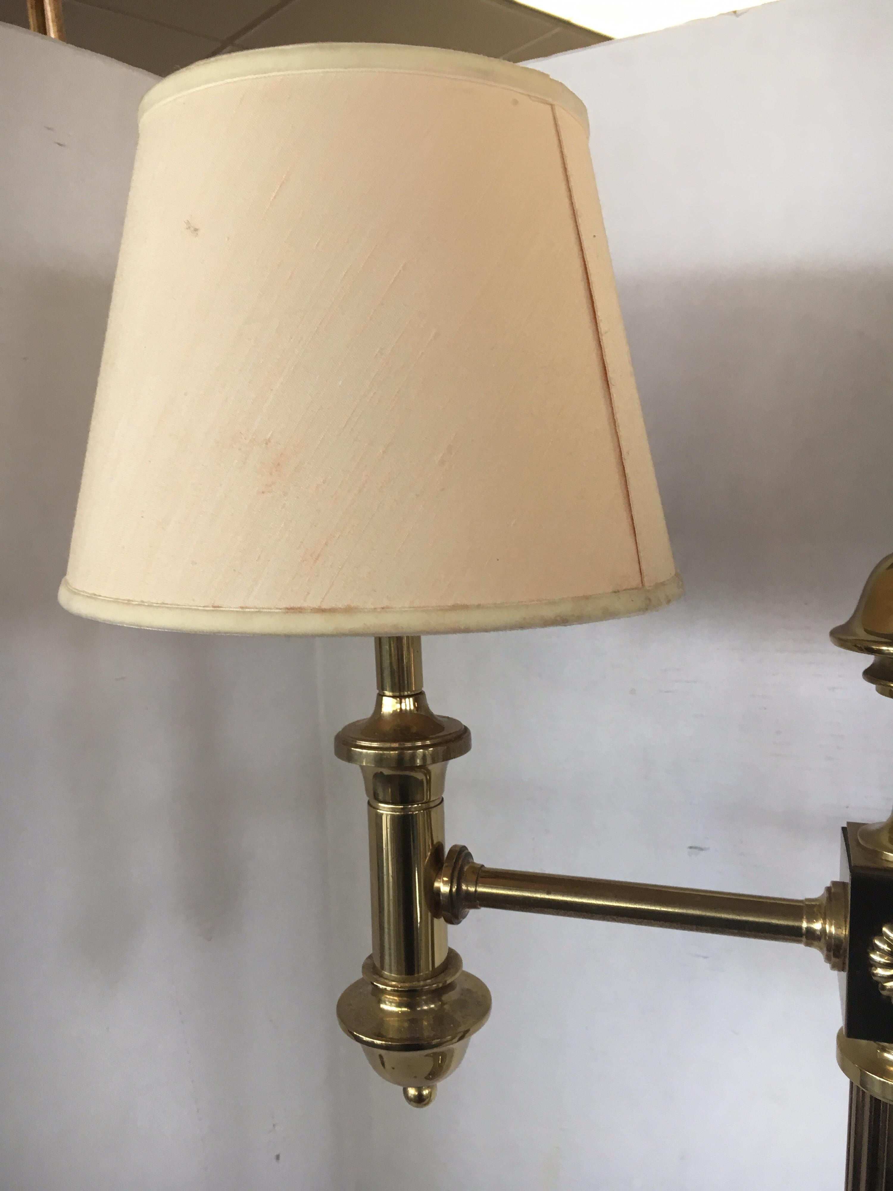 Tall Federal Two-Arm Brass Table Lamp In Good Condition In West Hartford, CT