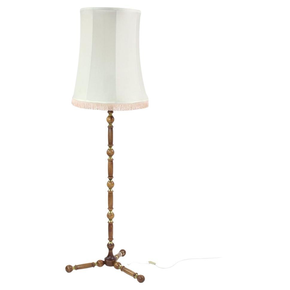 Tall Floor Lamp In Oak & Brass, Czechoslovakia 1950s