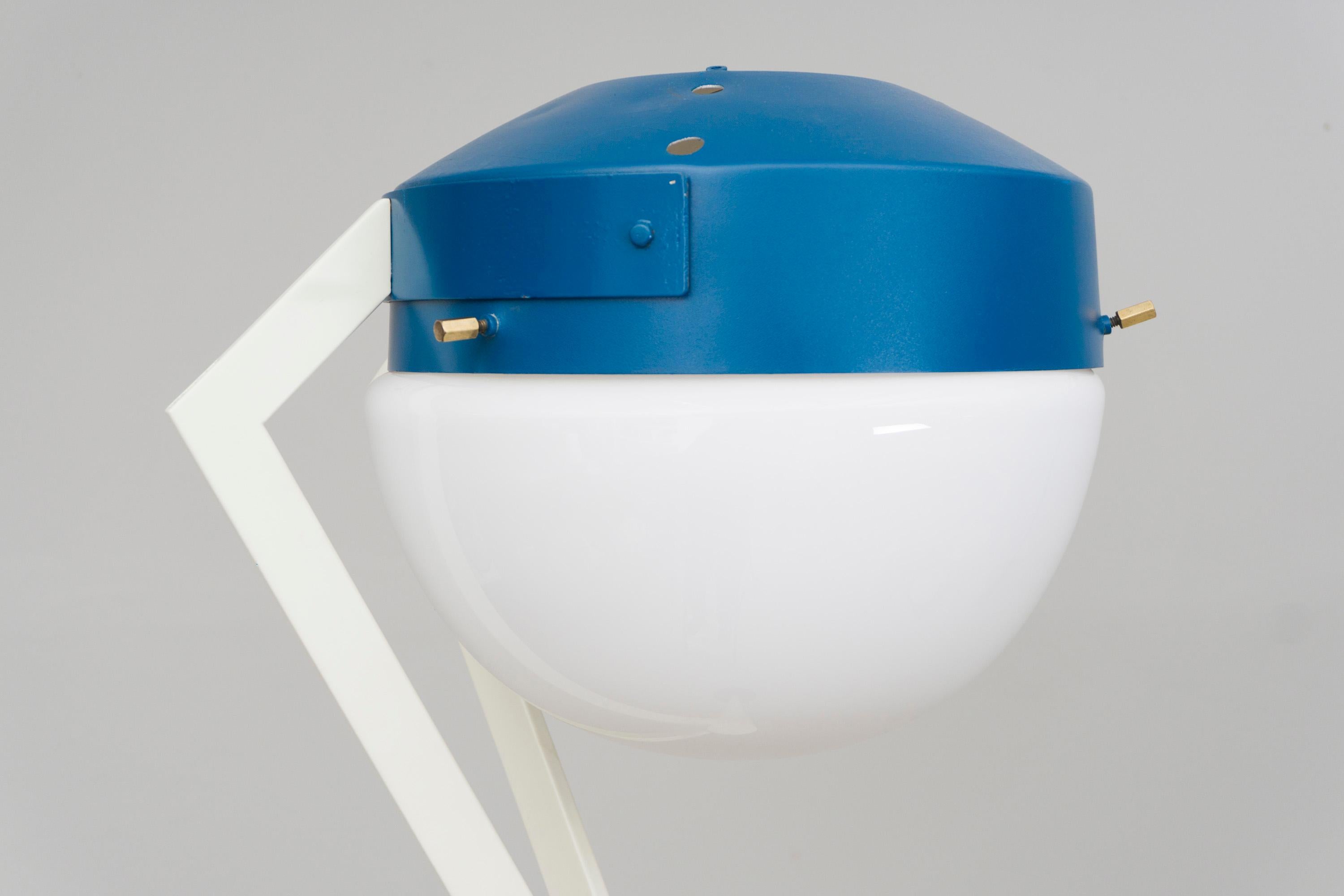 Metal Tall floor lamp, white and blue metal, by Bruno Gatta, 1960 For Sale
