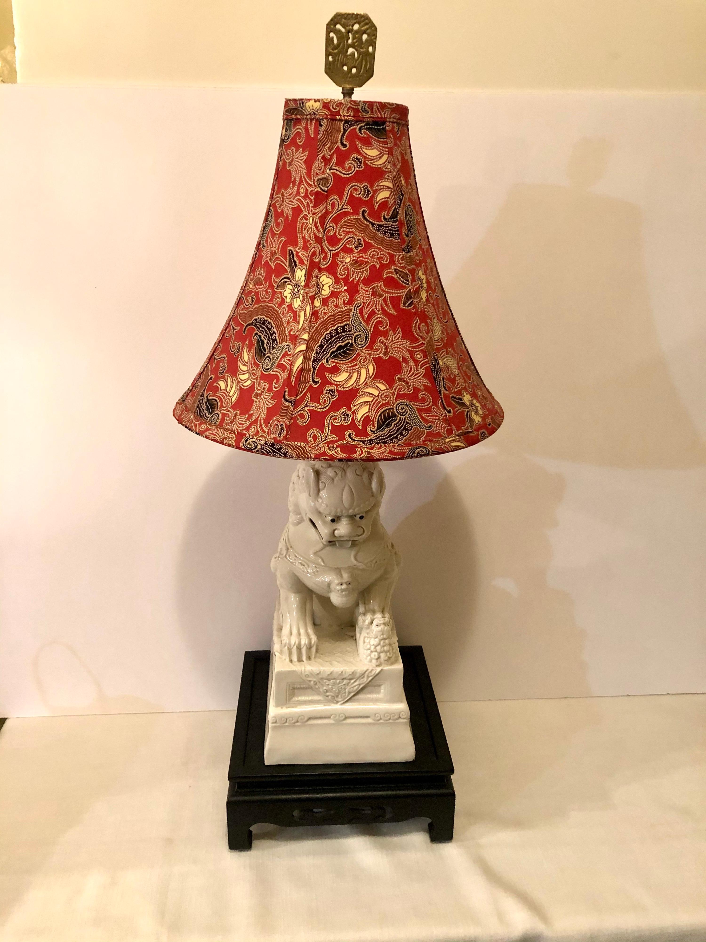 Late 20th Century Tall Foo Dog White Lamp with Red Lamp Shade