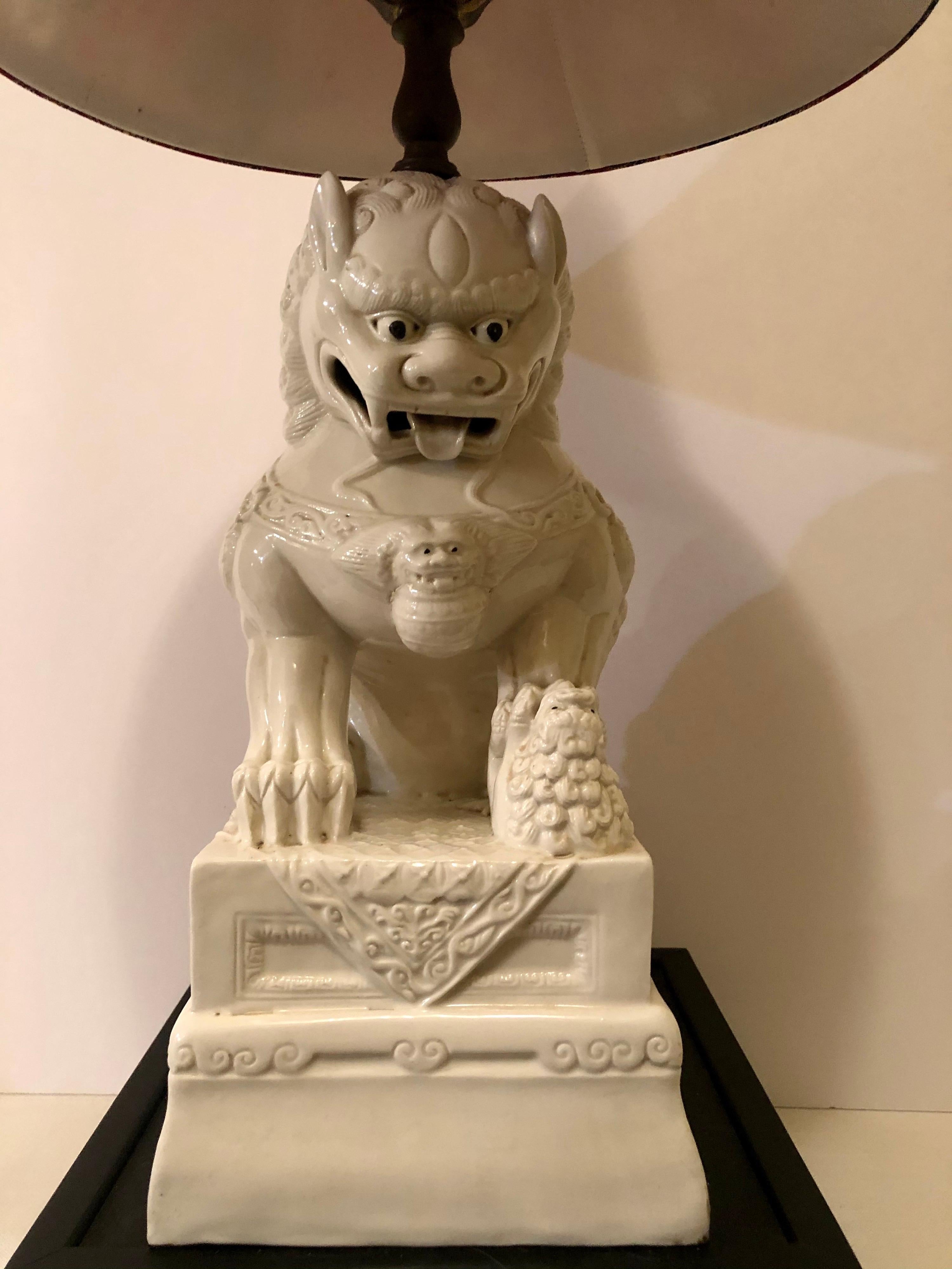 Glazed Tall Foo Dog White Lamp with Red Lamp Shade
