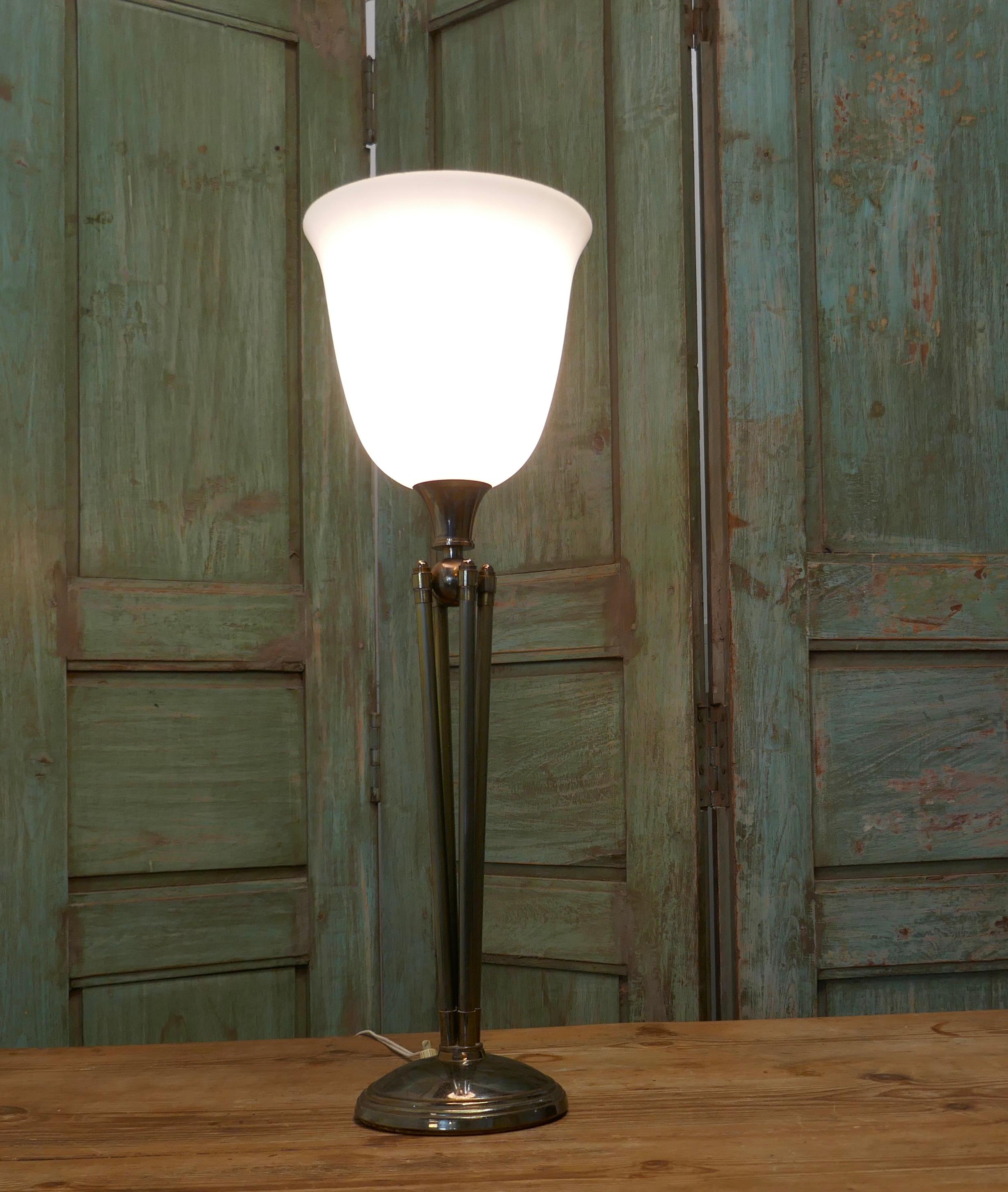 Tall French Art Deco Table Lamp In Good Condition For Sale In Chillerton, Isle of Wight