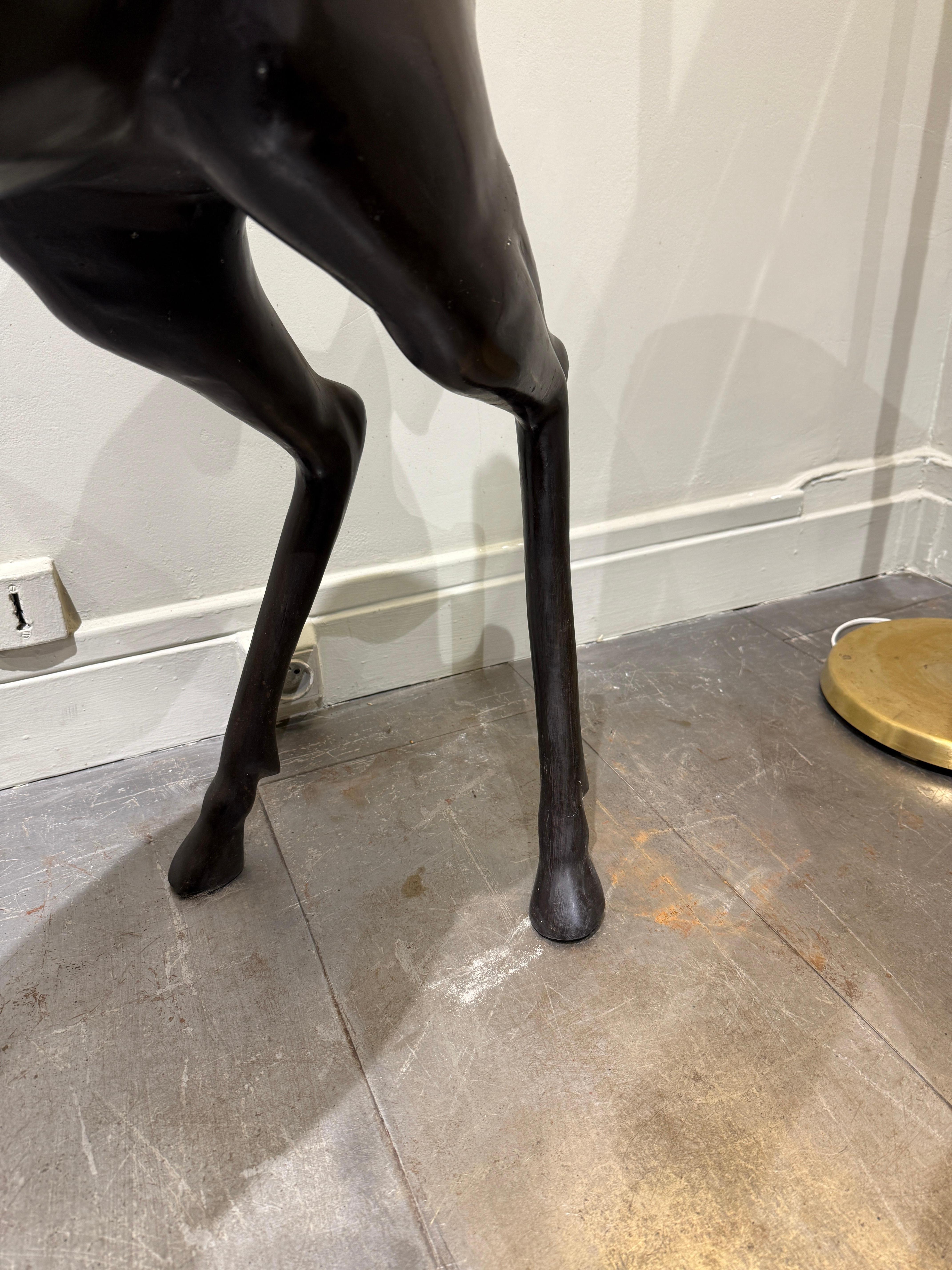 Francese Scultura alta di cervo in bronzo francese del 1960 circa in vendita