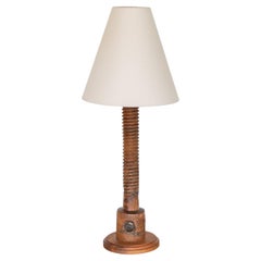 Grande lampe de bureau française en bois sculpté