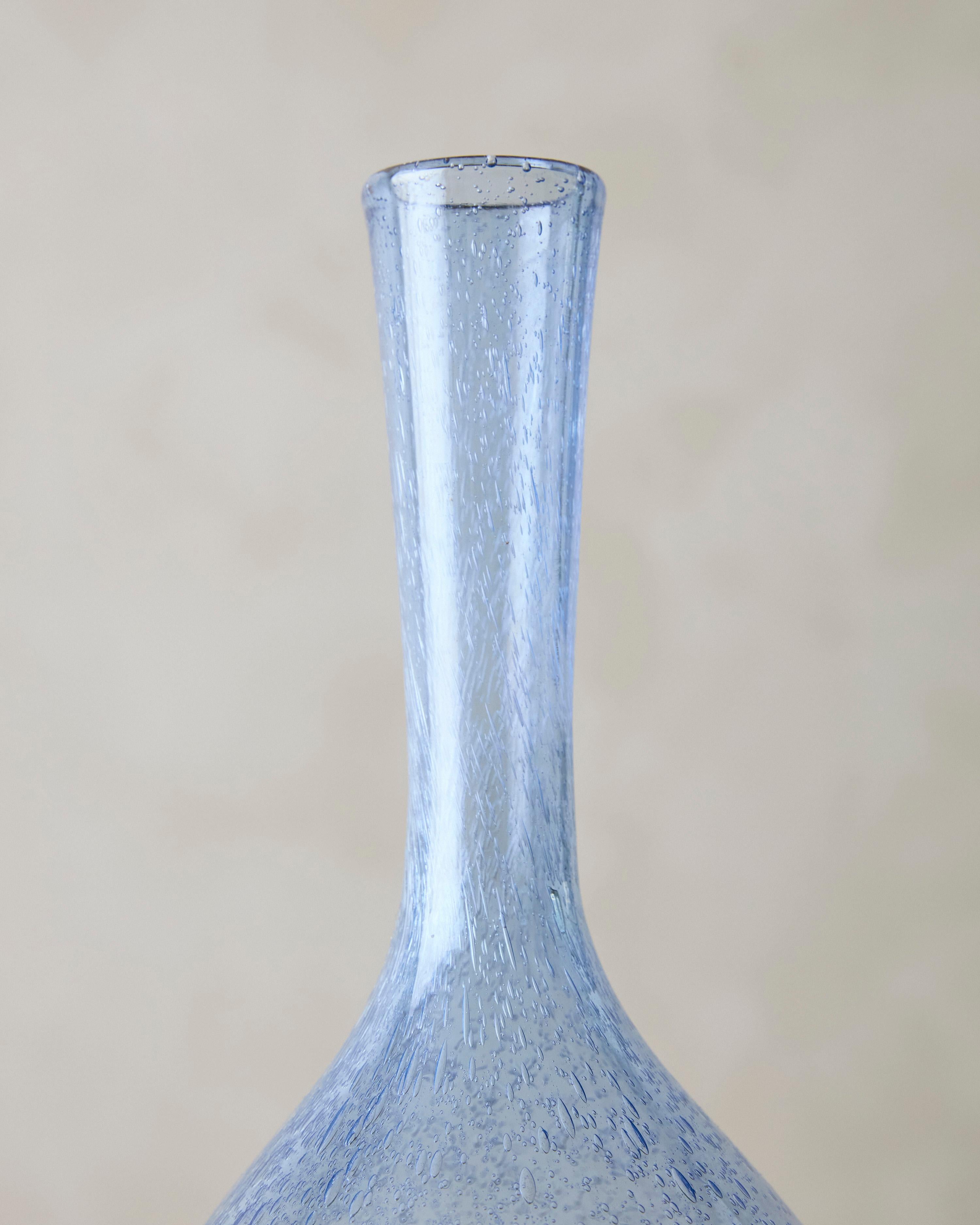 Mid-Century moderno Caraffa francese alta soffiata a mano in vendita