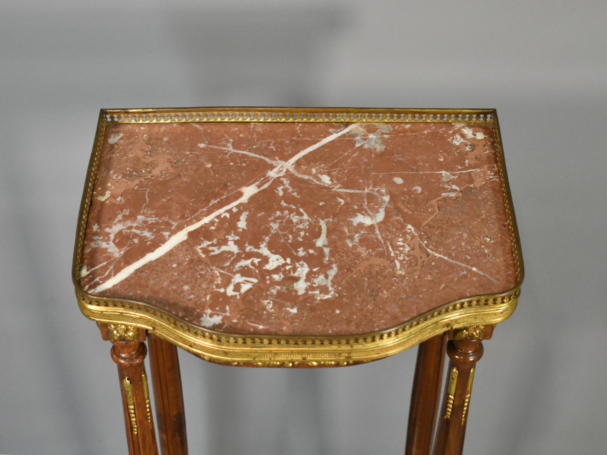 Grand meuble à sellettes en marbre de style Louis XVI Bon état - En vente à SAINTE-COLOMBE, FR