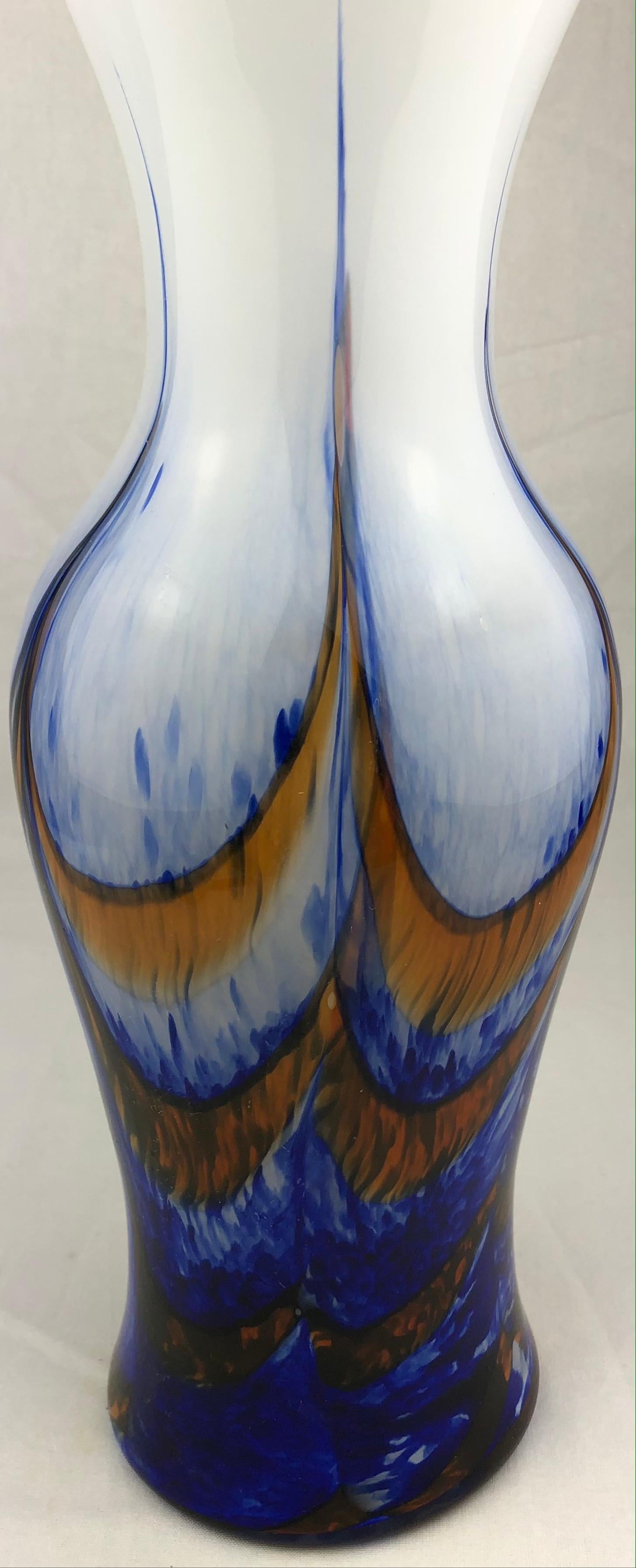 Große französische Vase aus Kunstglas aus der Mitte des Jahrhunderts, Schneider Glashütte zugeschrieben (Moderne der Mitte des Jahrhunderts) im Angebot