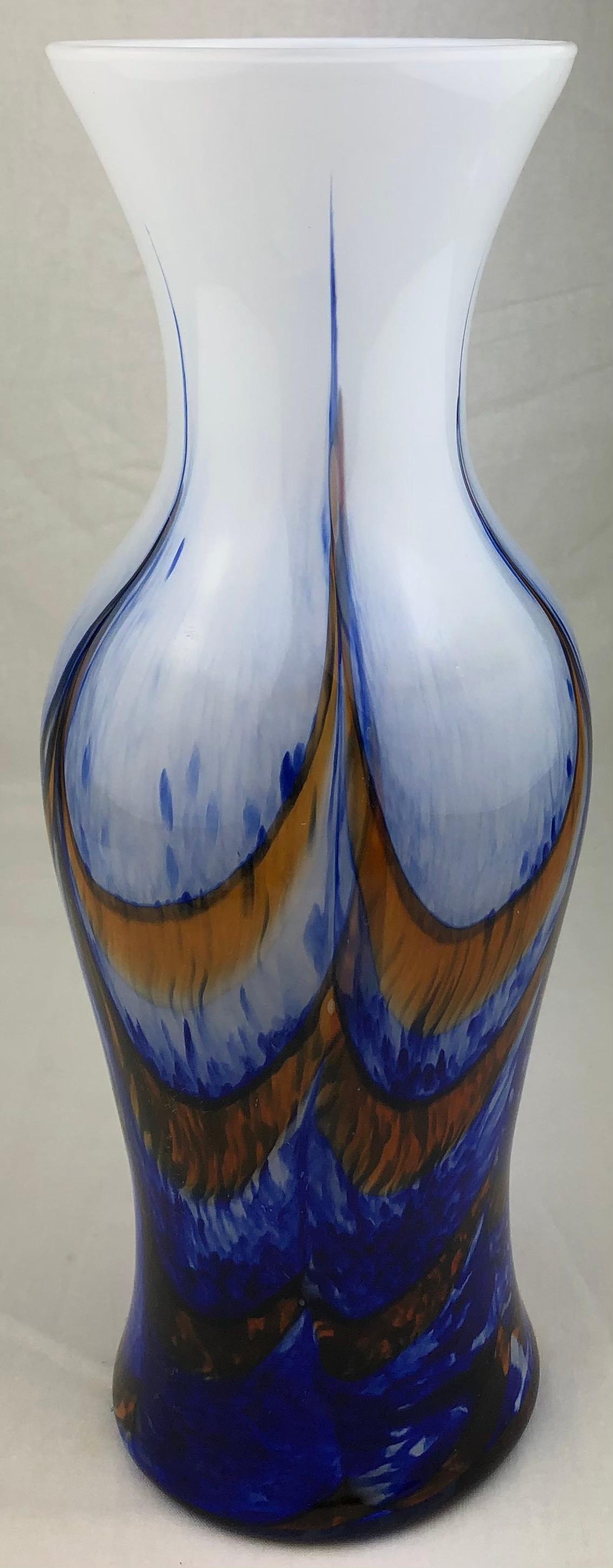 Français Grand vase en verre d'art français du milieu du siècle dernier, attribué à Schneider Glassworks en vente