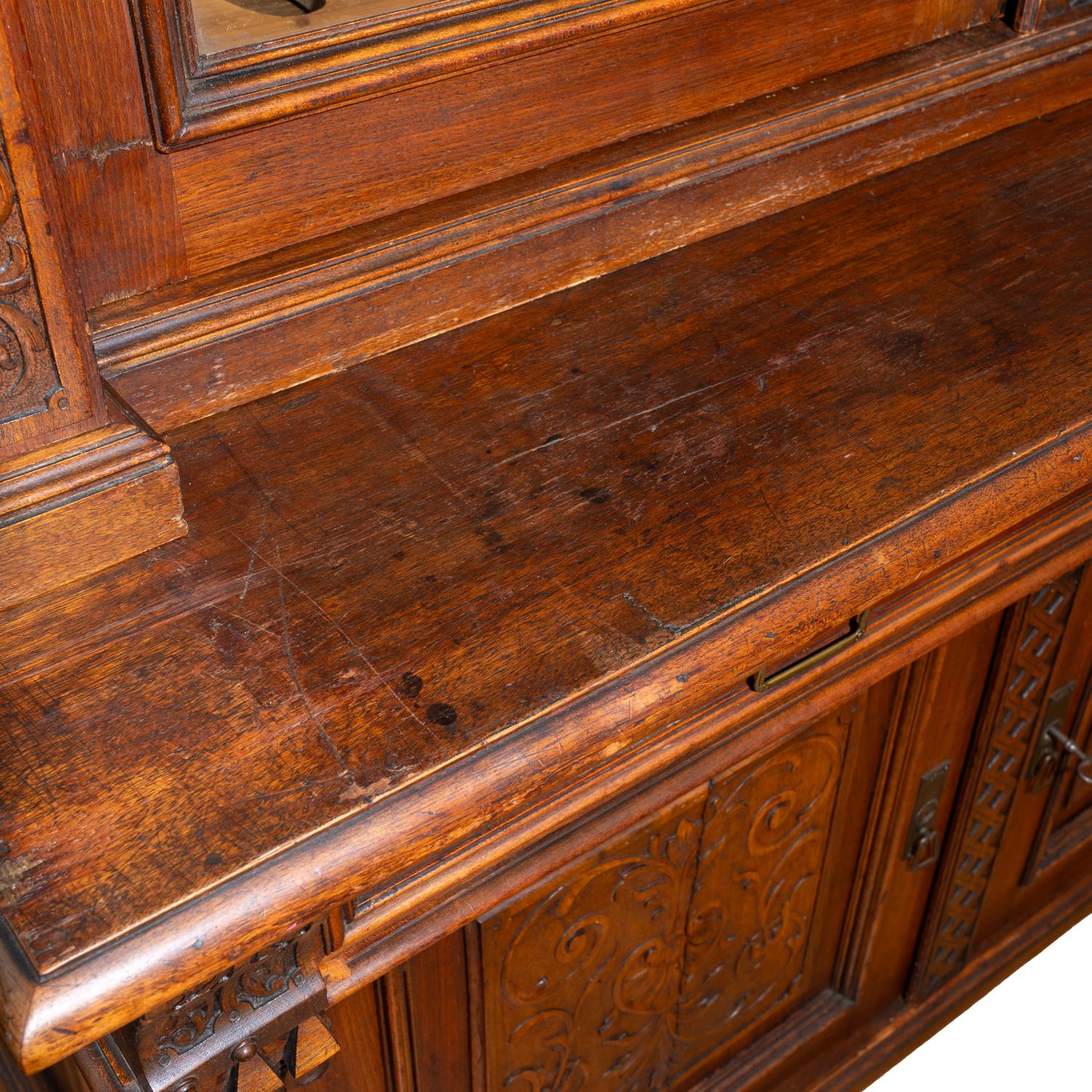 Verre Grande armoire à fusils en noyer français, vers 1890
