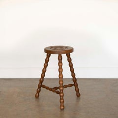 Grand tabouret tripode en bois français