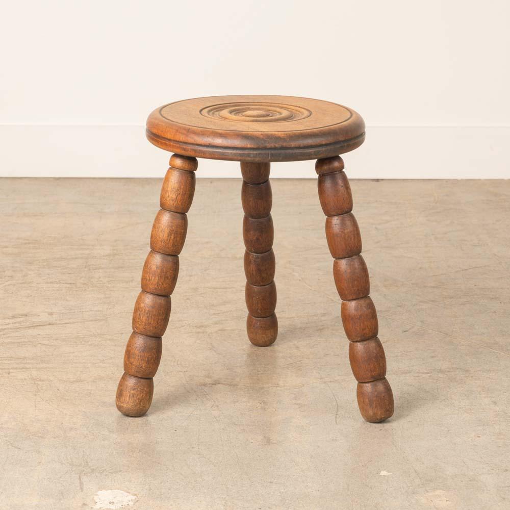 Taburete trípode alto de madera francesa en Bueno estado para la venta en Los Angeles, CA