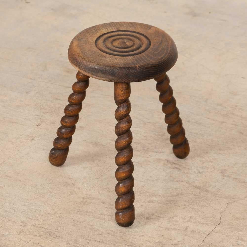 Bois Tall French Wood Tripod Stool en vente
