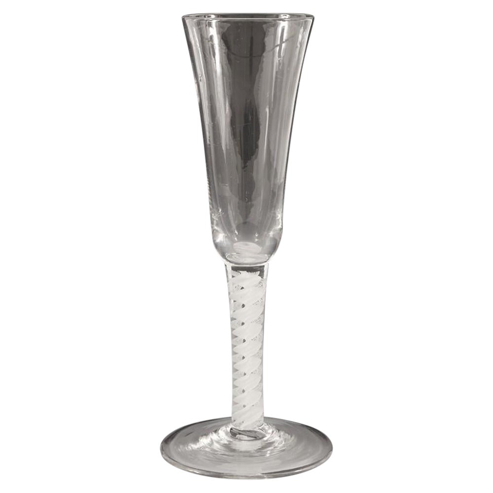 Großes georgianisches einreihiges undurchsichtiges Twist Ale Glas um 1760