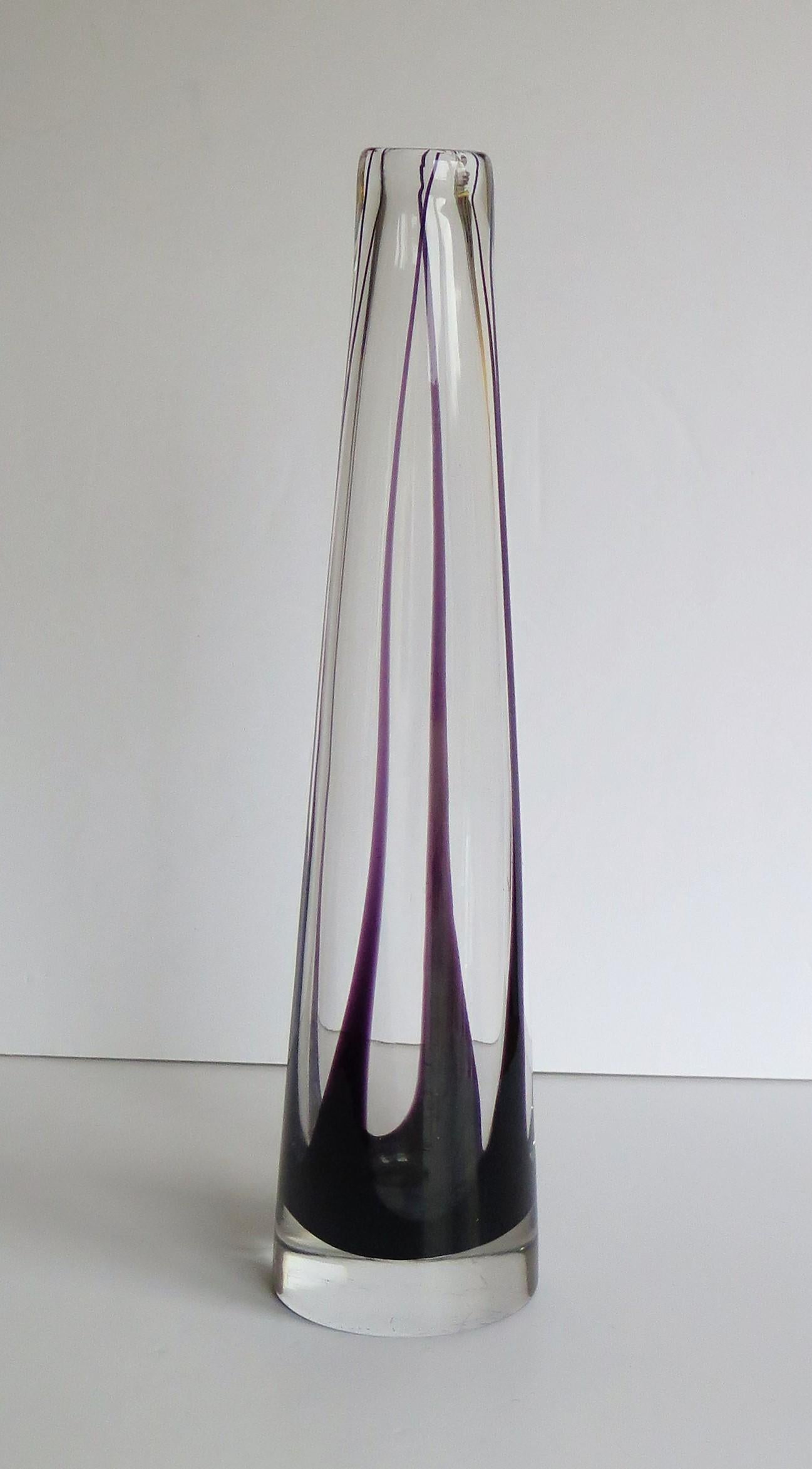 Mid-Century Modern Tall Glass Sommerso Vase by Vicke Lindstrand for Kosta Glass, Sweden Circa 1960 For Sale
