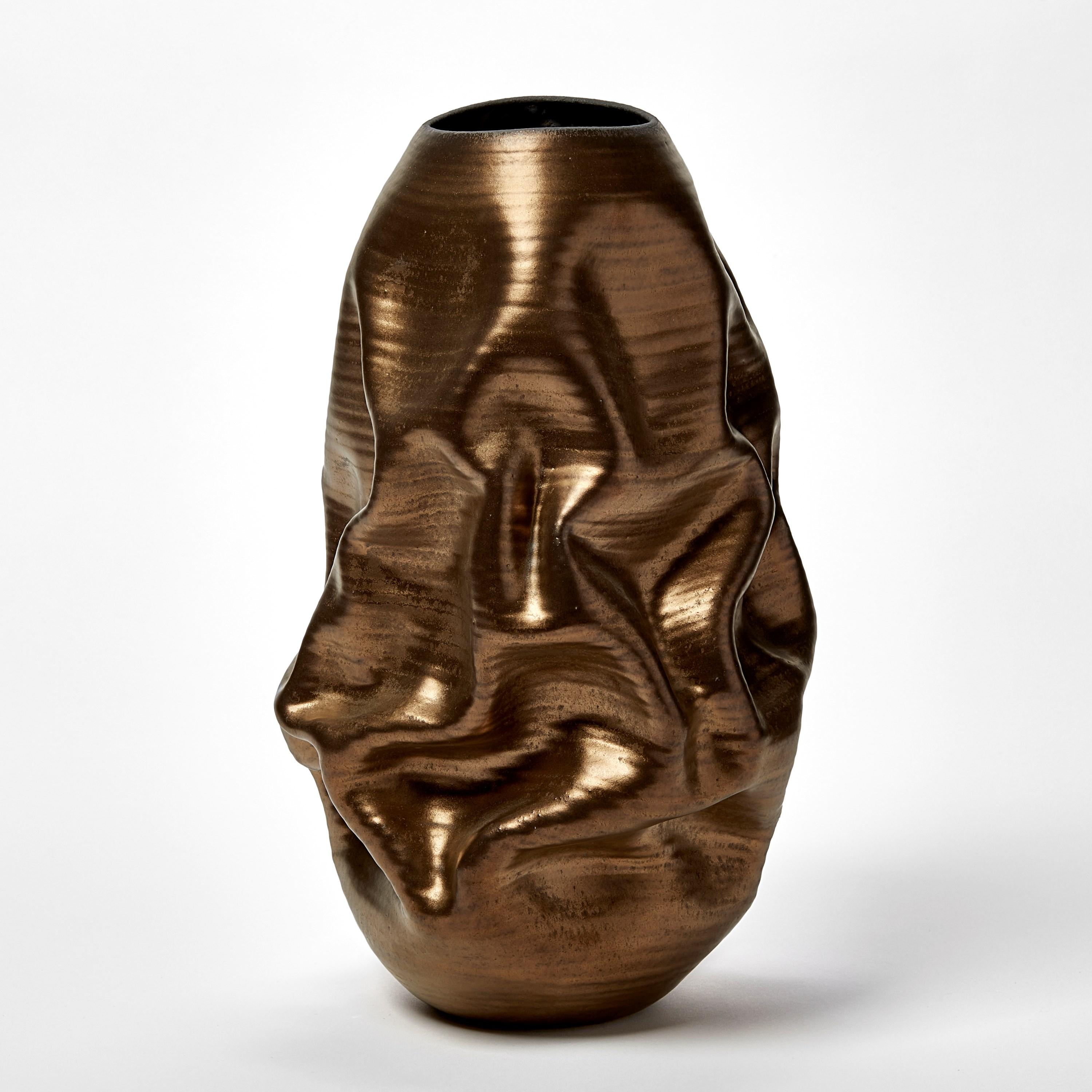 Hand-Crafted Tall Gold Crumpled Form No 97, ceramic vessel by Nicholas Arroyave-Portela For Sale