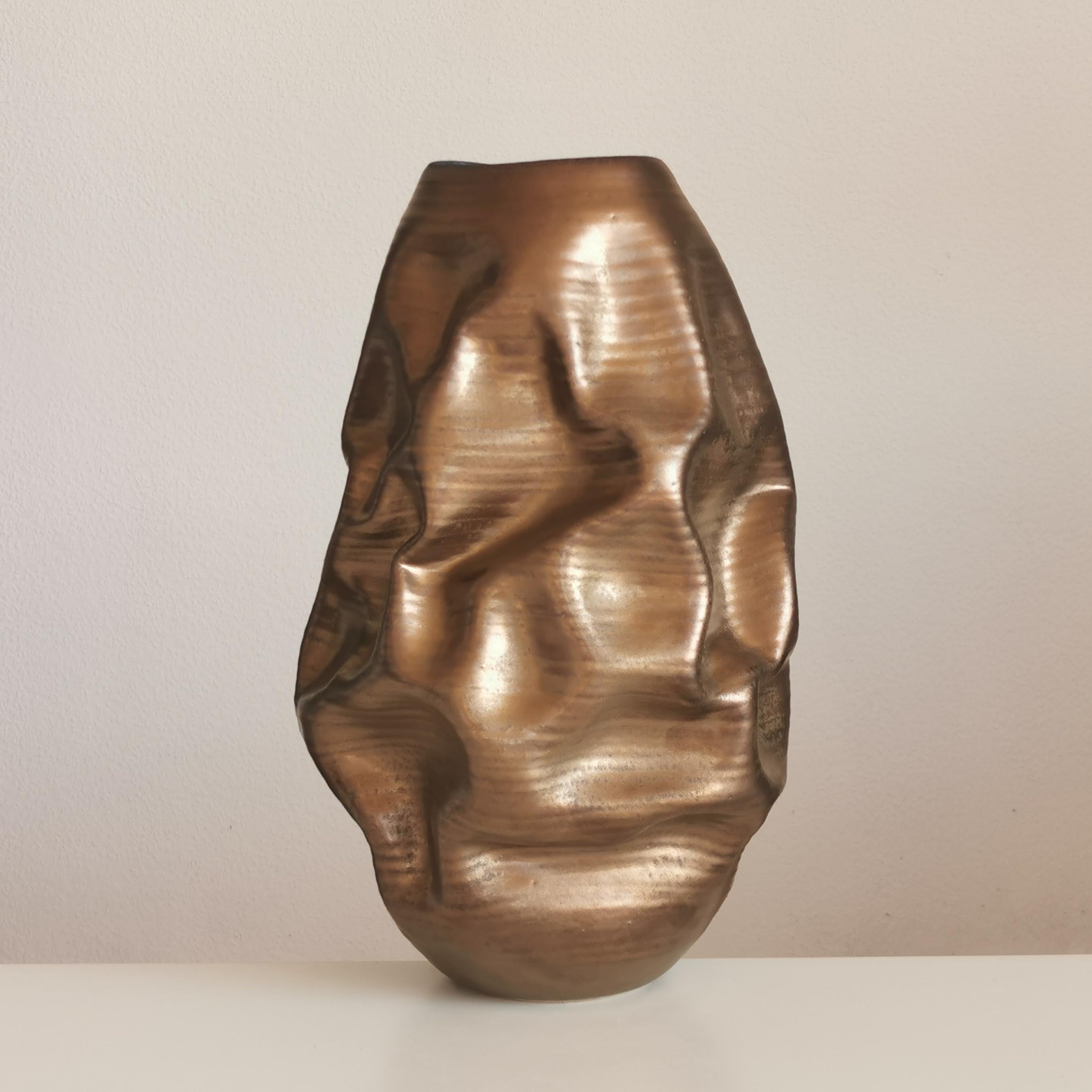 Tall Golden Crumpled Form N.97, Medium Ceramic Sculpture, Objet D'Art 1
