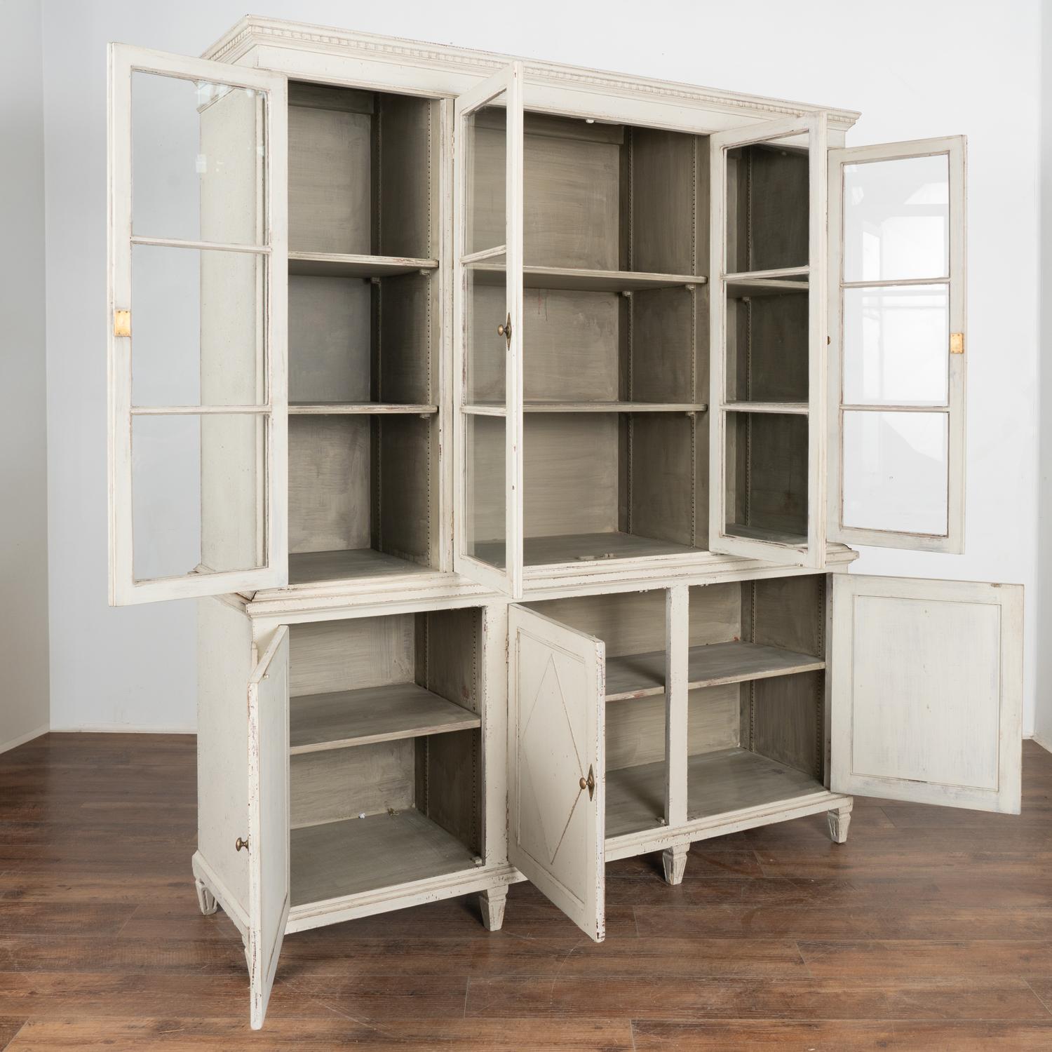 Swedish Tall Gray Painted Gustavian Bookcase Display Cabinet, Sweden circa 1960 For Sale