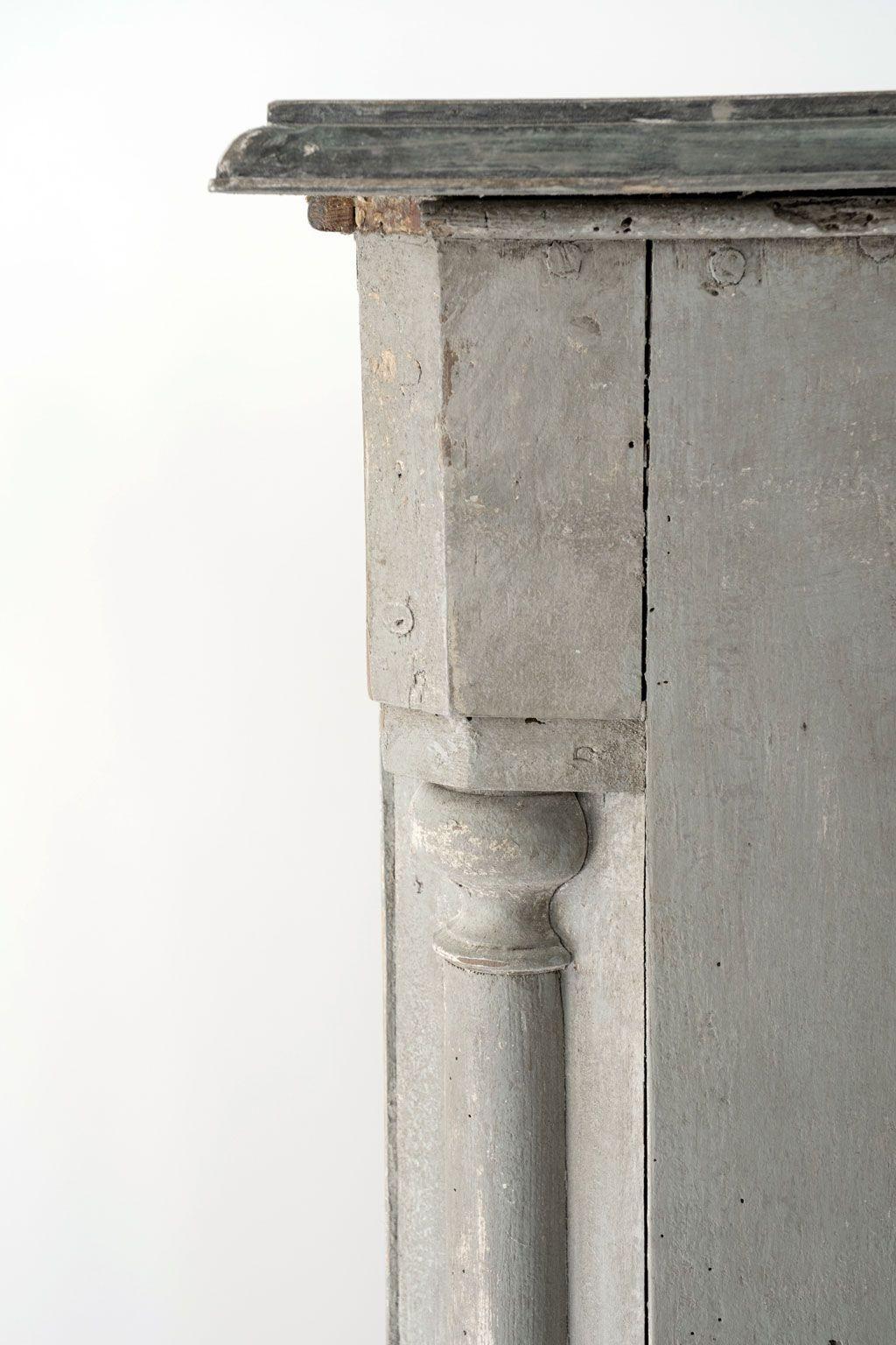 Tall Gray-Painted Swedish Buffet in vendita 6