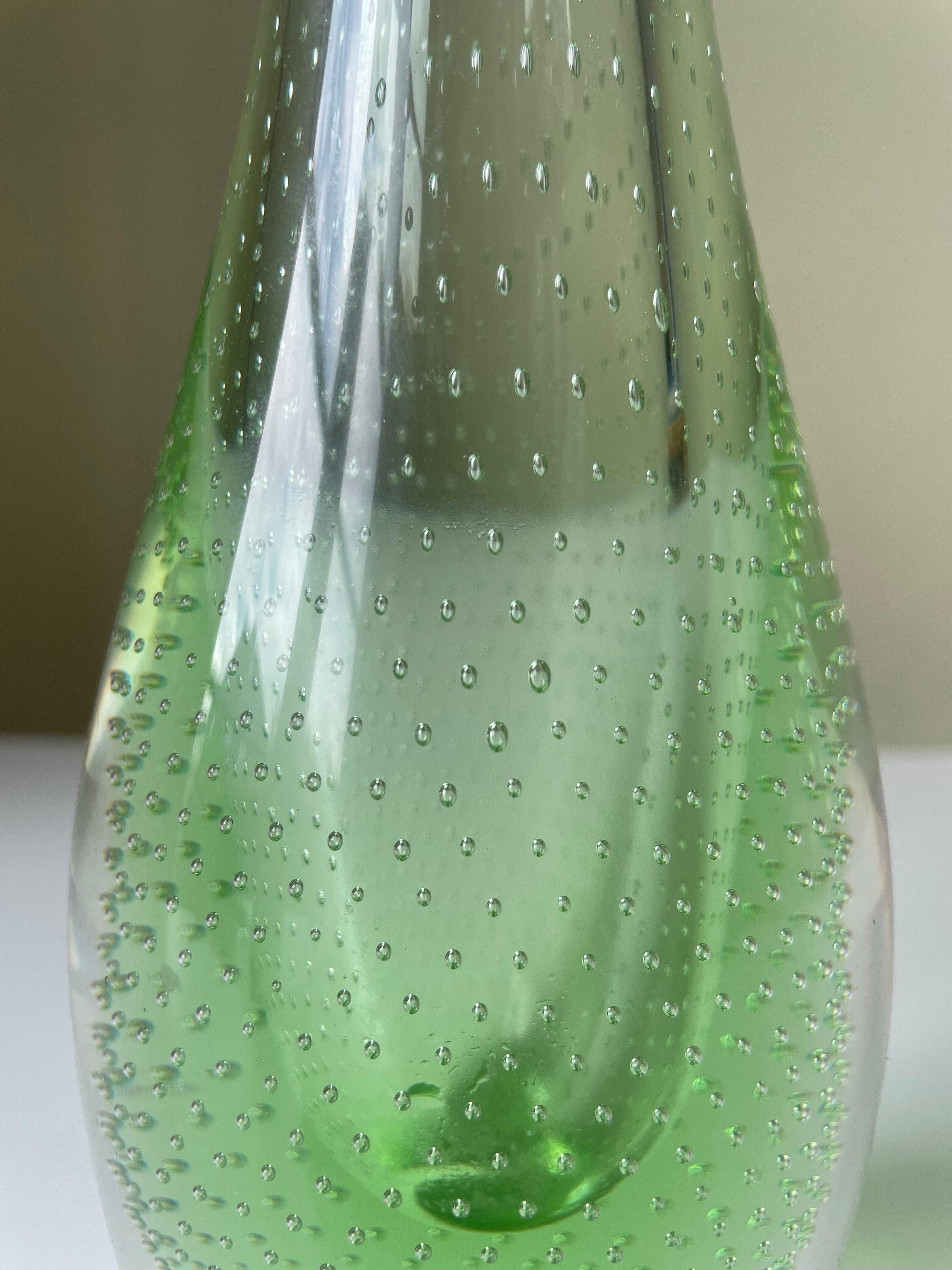 Tall Green Bubble Art Glass Vase, Scandinavia, 1960s For Sale 1