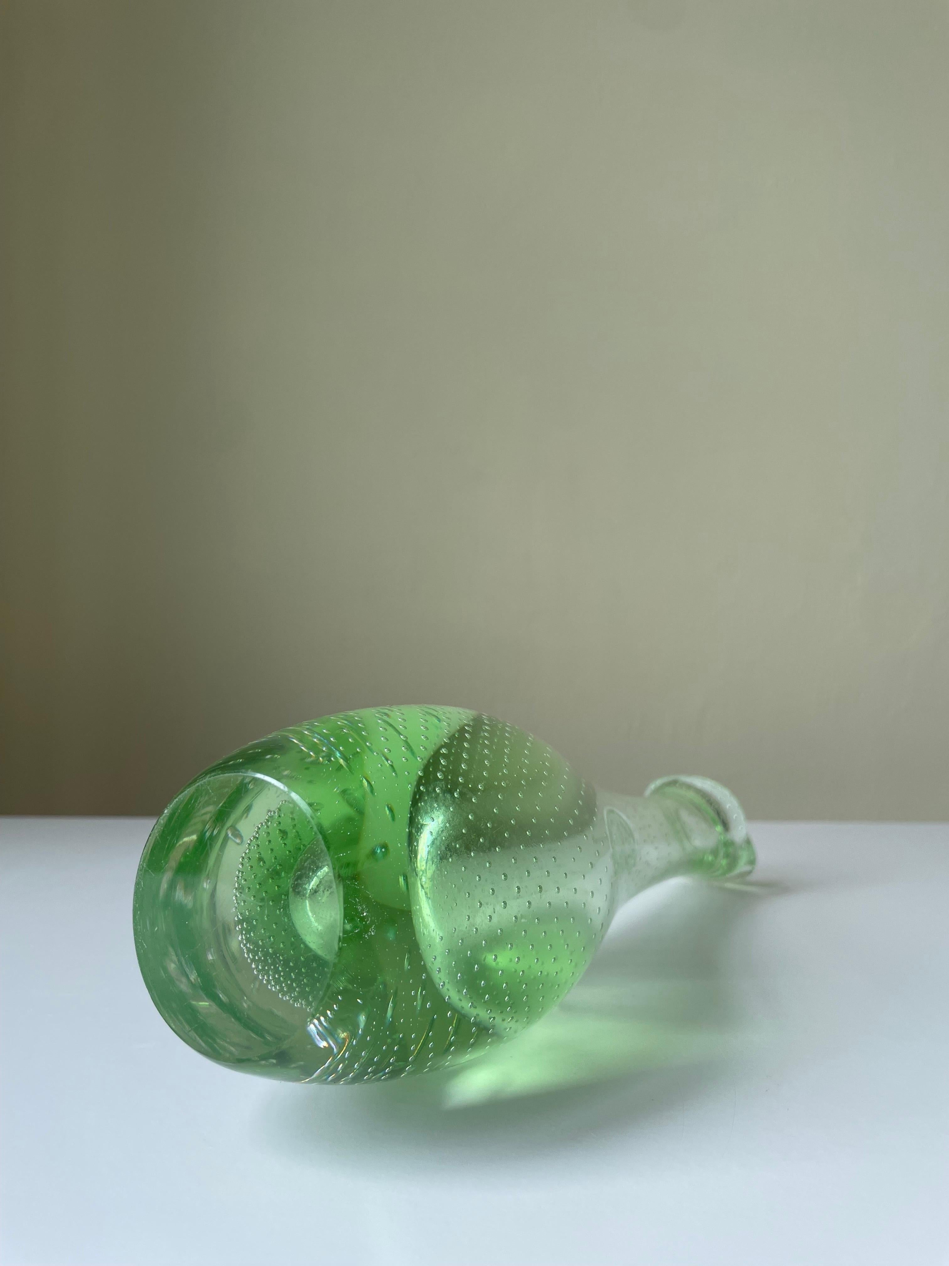 Tall Green Bubble Art Glass Vase, Scandinavia, 1960s For Sale 5