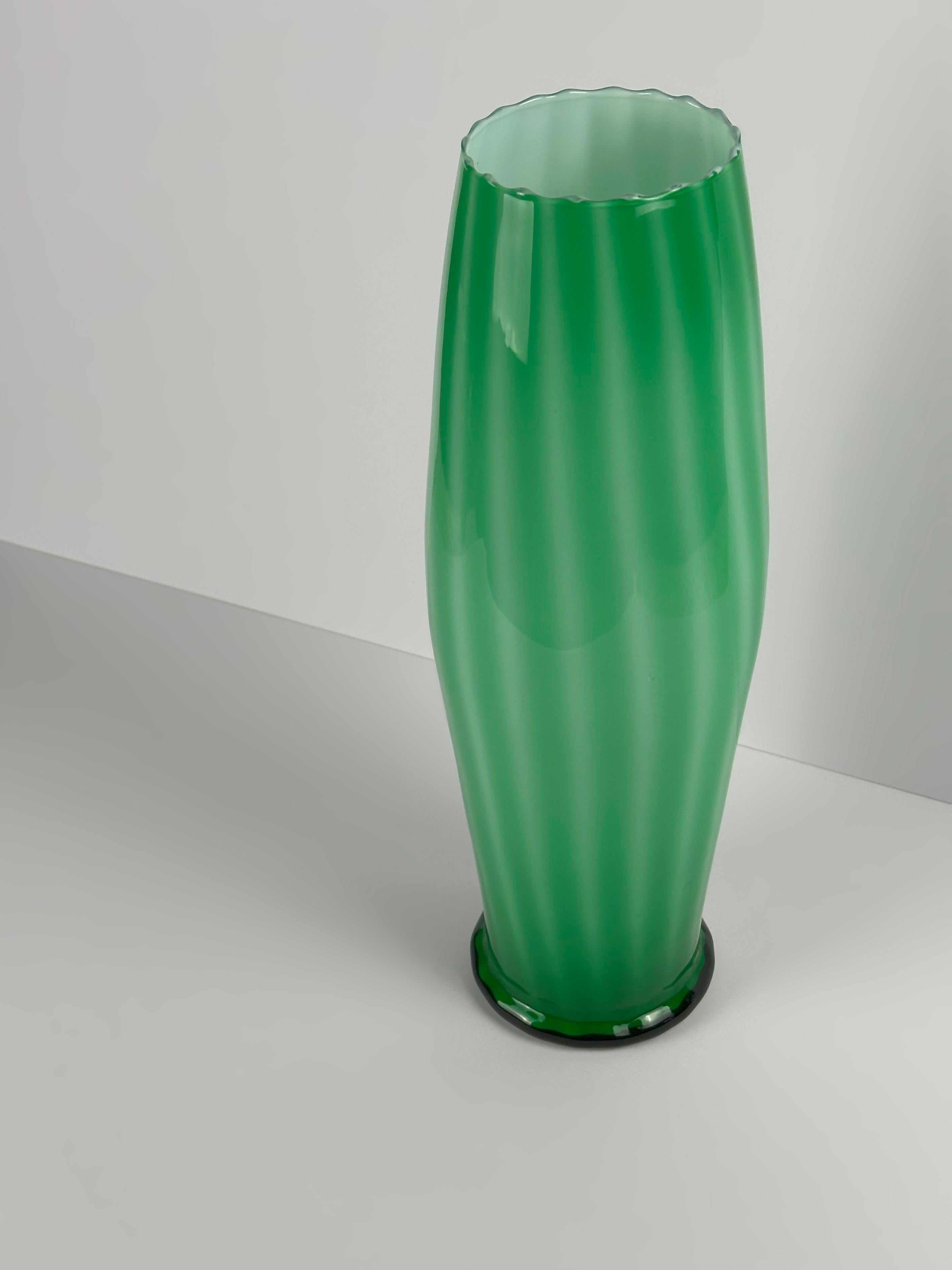Vaso alto in vetro Greene & Greene della Vetreria Artistica Toscana, anni '70, Italia in vendita 1