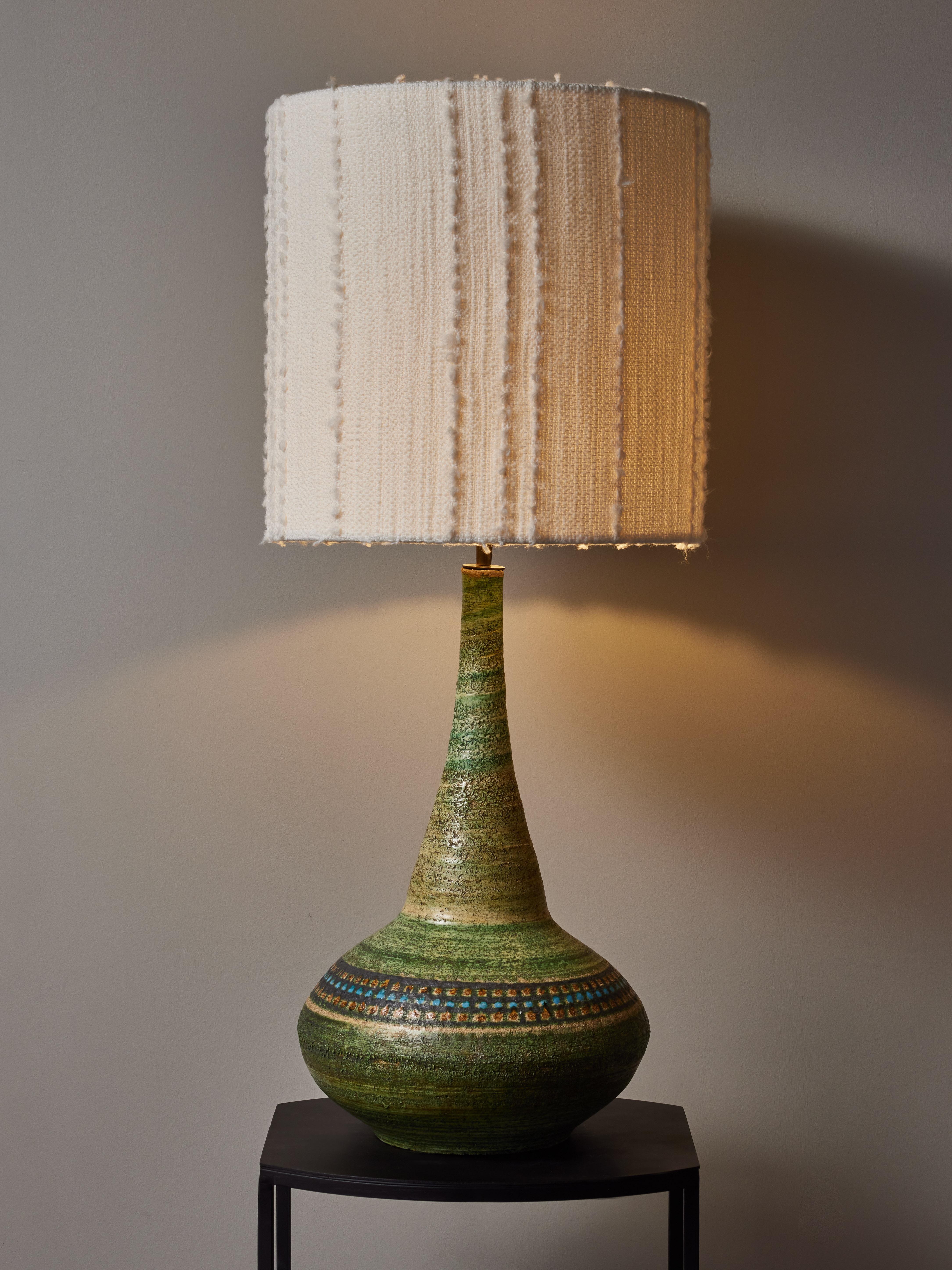 Mid-Century Modern Tall Green Table Lamp by Raphaël Giarrusso For Sale