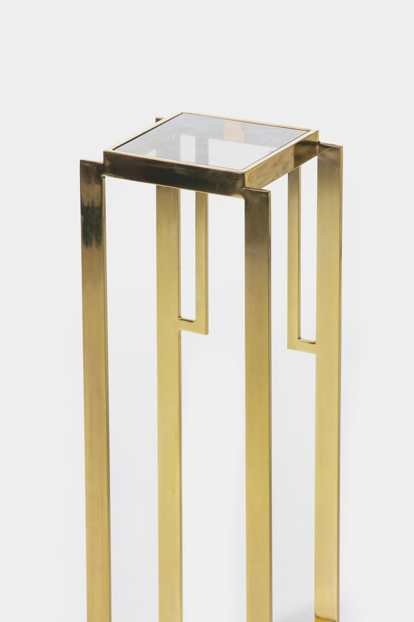 The Pedestal im Stil von Guy Lefevre, Messing, Mid Century, mit brauner Rauchglasplatte im Angebot 7