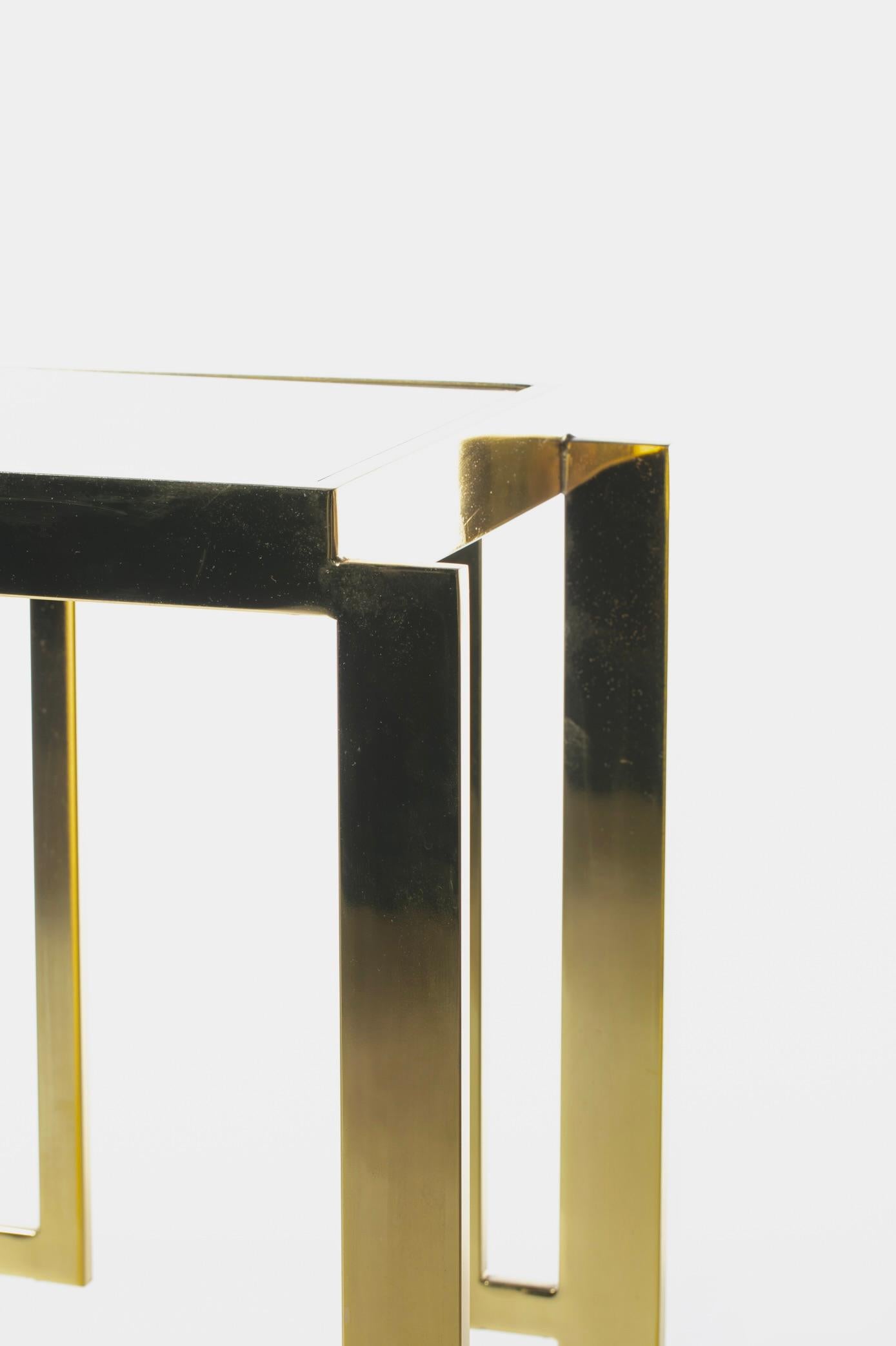 The Pedestal im Stil von Guy Lefevre, Messing, Mid Century, mit brauner Rauchglasplatte im Angebot 8