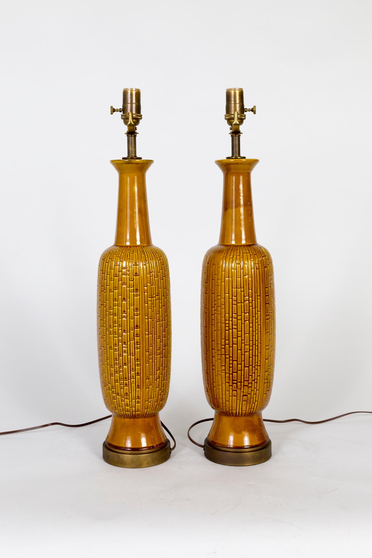 Tall Honey Glazed Ceramic Cylindrical Lamps w/ Geometric Texture 'Pair' In Good Condition In San Francisco, CA
