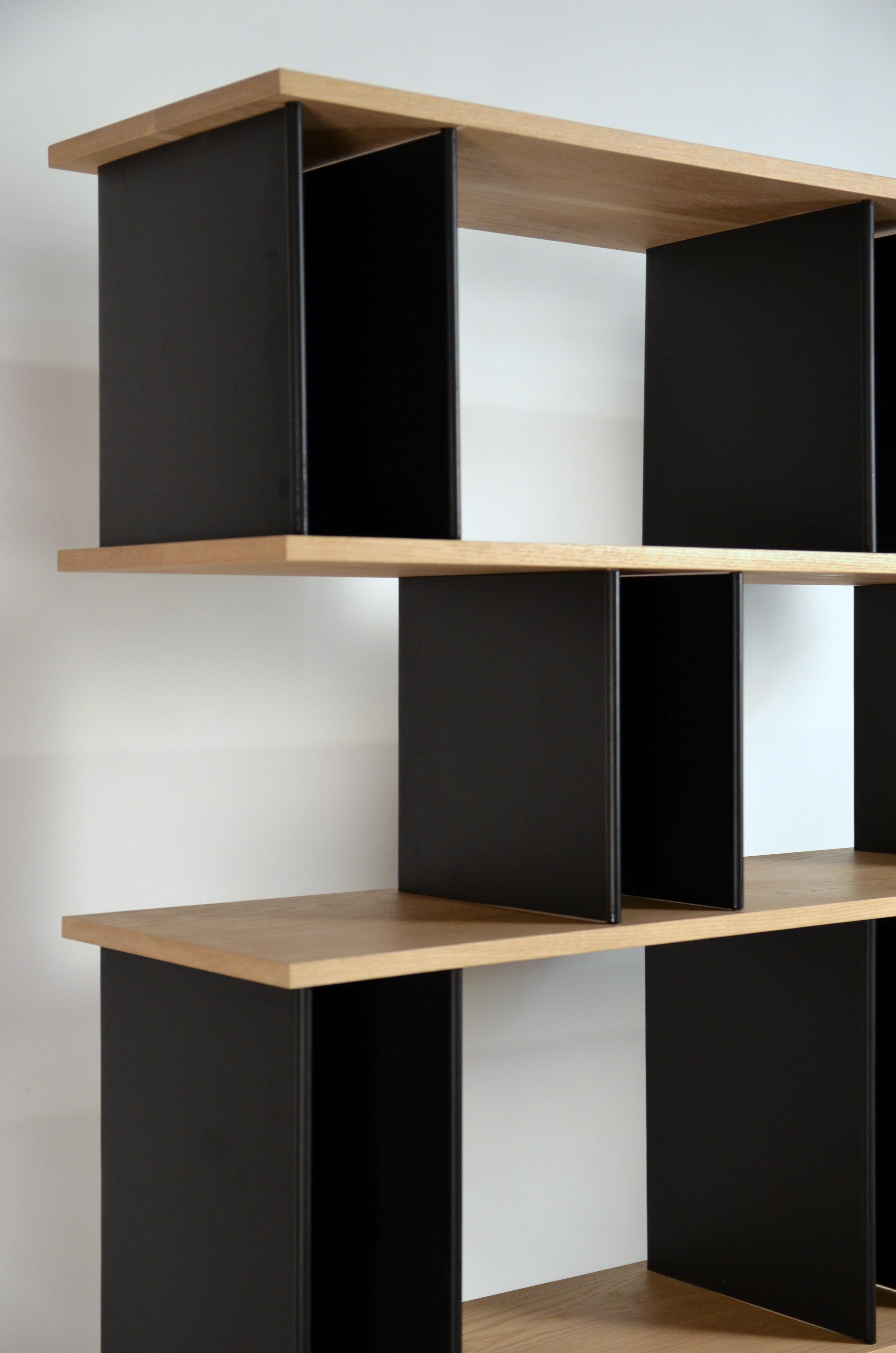 Contemporary Tall 'Horizontale' Black Steel and Oak Shelving Unit by Design Frères For Sale