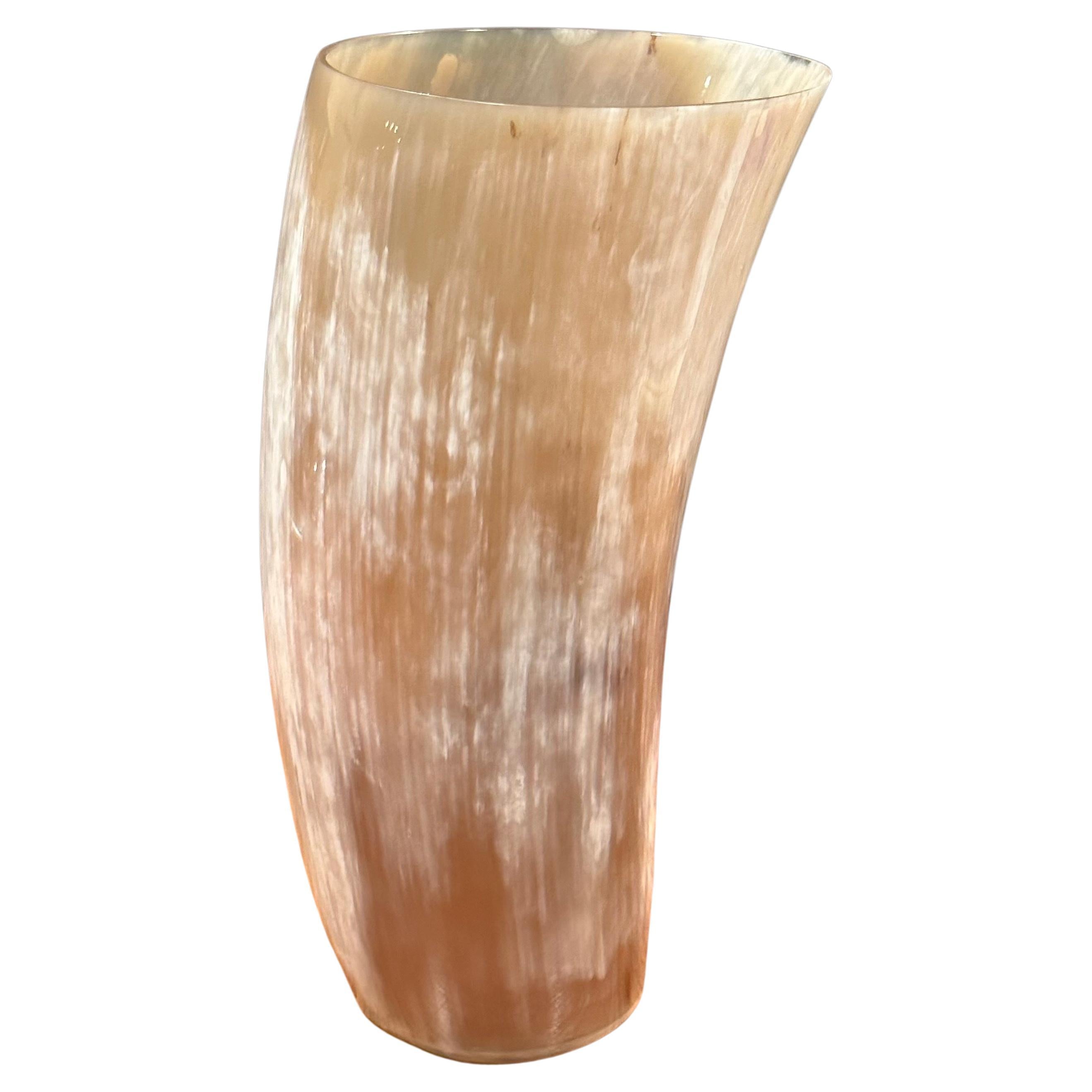 Tall Horn Vase by Arcahorn of Italy In Good Condition For Sale In San Diego, CA