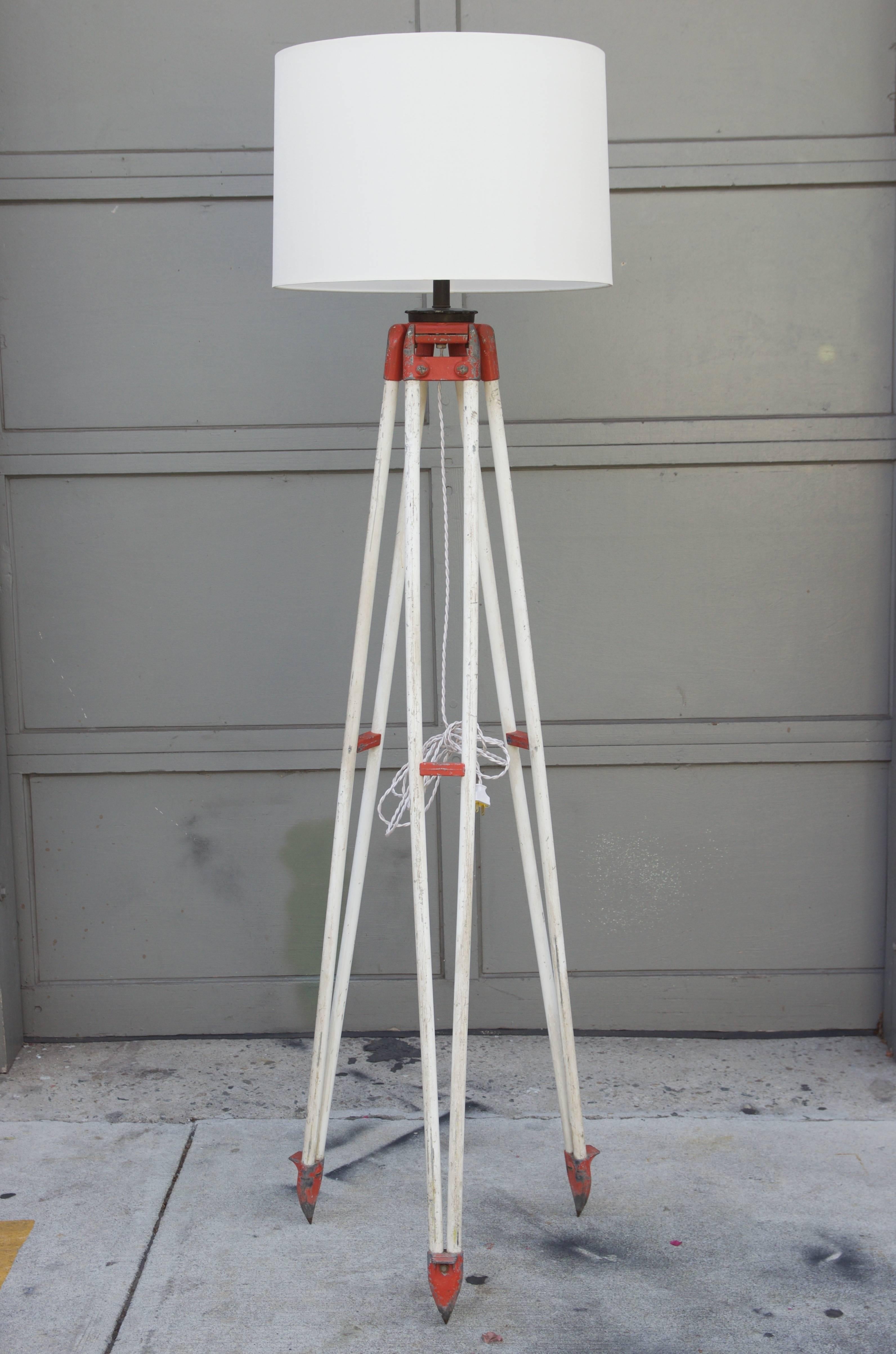 Tall Industrial Surveyor Tripod Floor Lamp In Excellent Condition For Sale In Los Angeles, CA