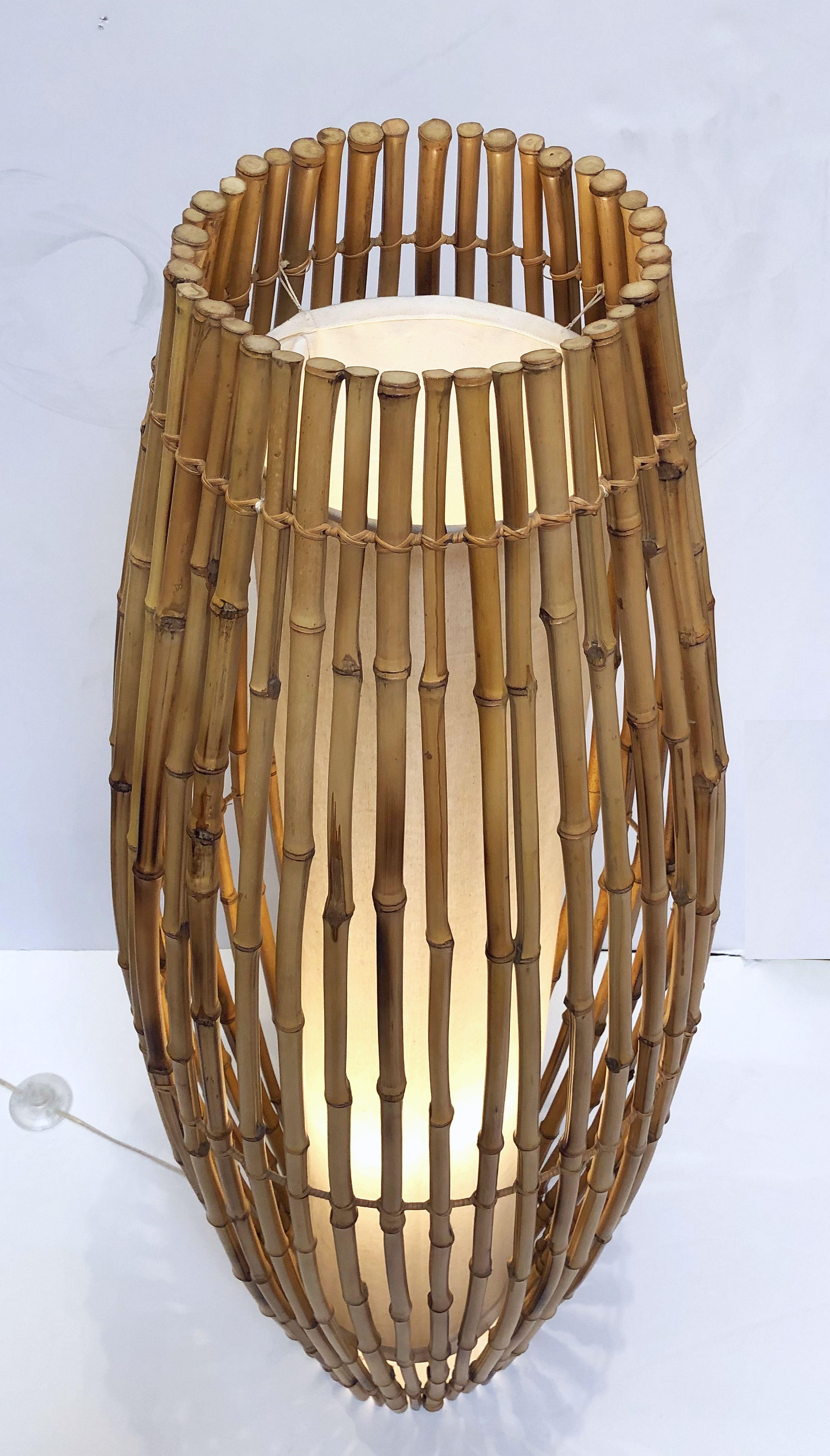 20th Century Tall Italian Mid-Century Bamboo and Rattan Floor Lamp