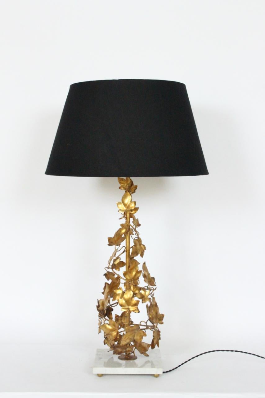 Tall Italian Gilt Foliate Tole & Marble Base Table Lamp, circa 1960 In Good Condition For Sale In Bainbridge, NY