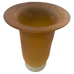 Grand vase italien massif de Cenedese Scavo en verre ambré et dépoli - 2 de 2