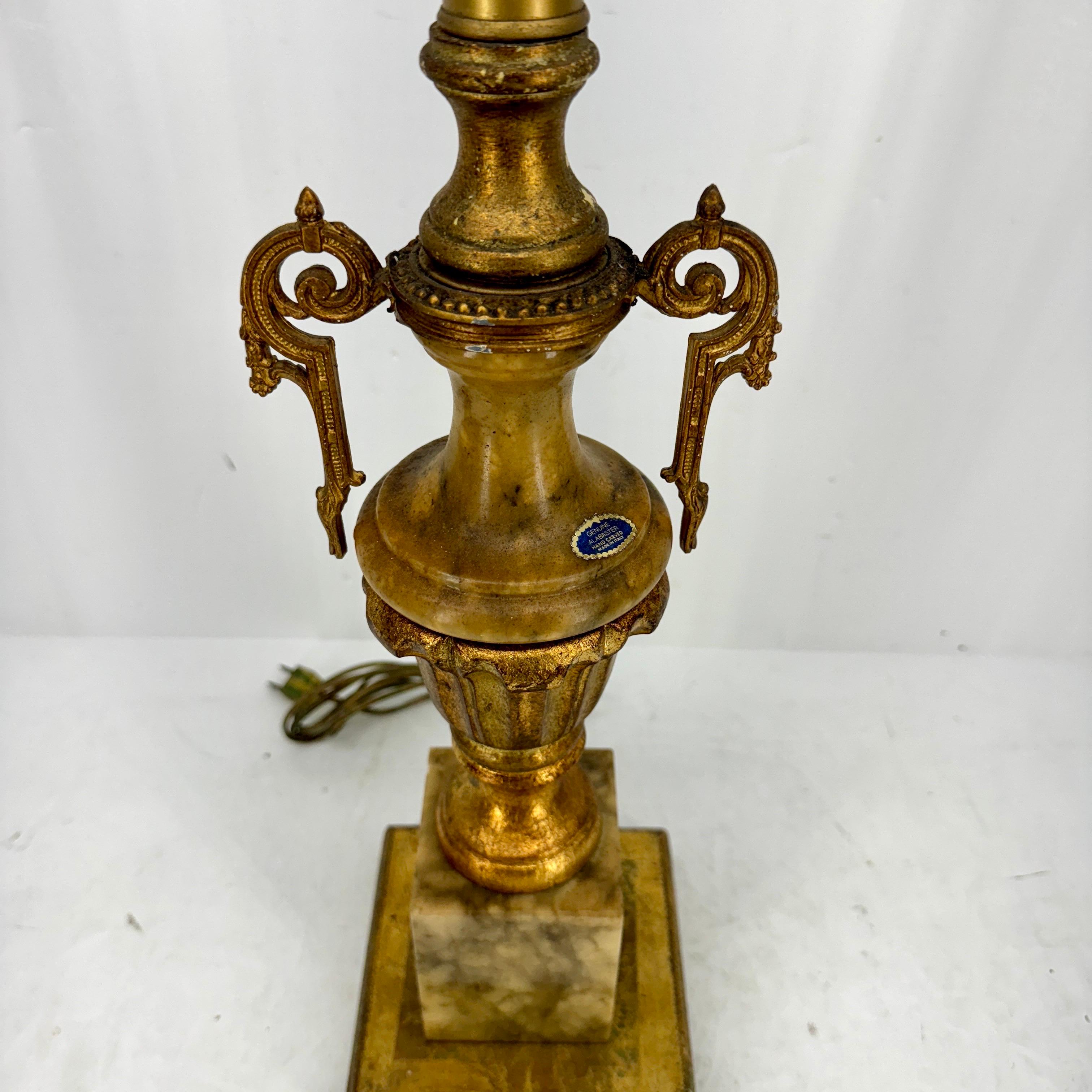 Grande lampe de table italienne du milieu du siècle en marbre doré à la feuille, milieu du 20e siècle en vente 1