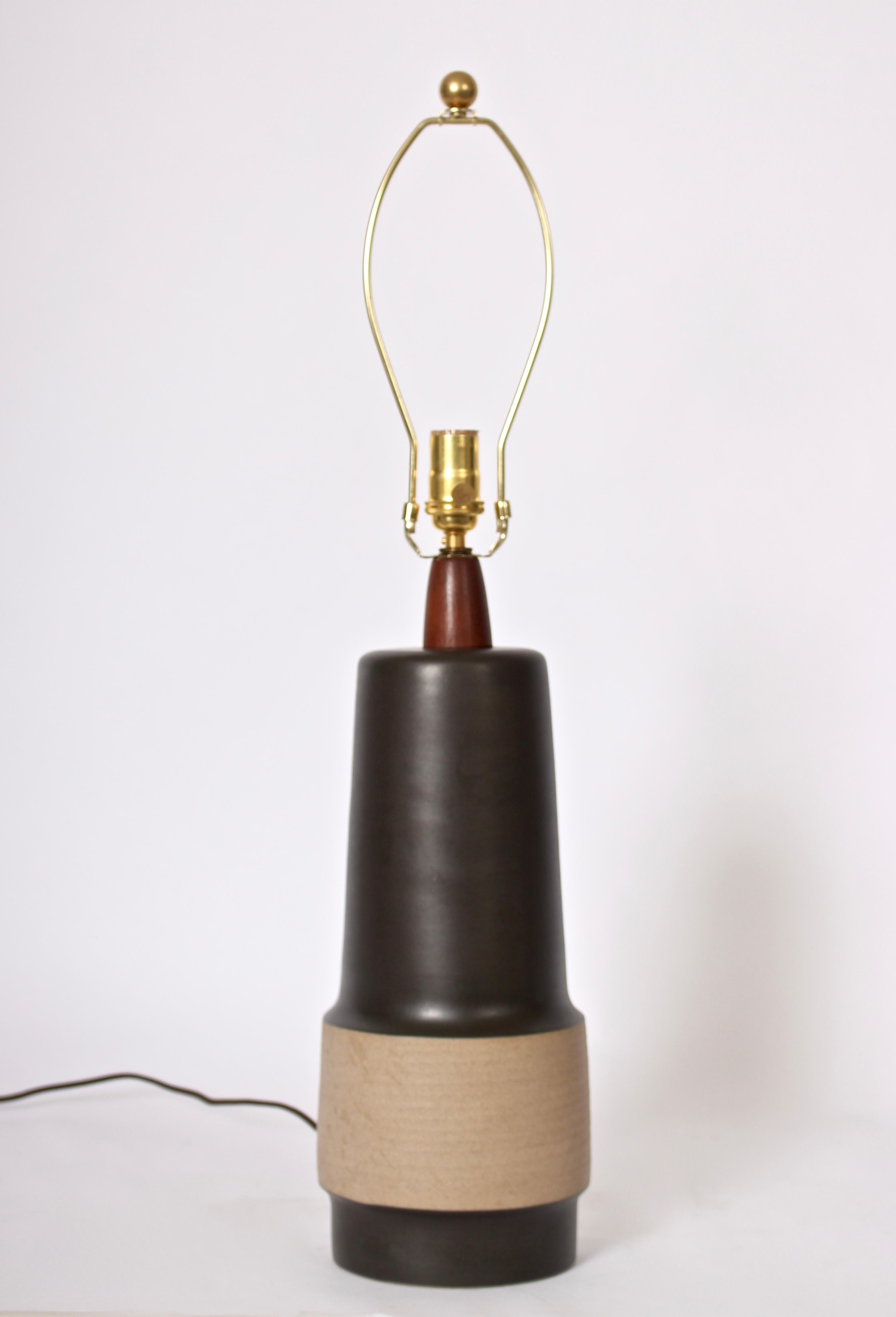 American Tall Jane & Gordon Martz Hand Textured Two-Tone Glazed Stoneware Table Lamp