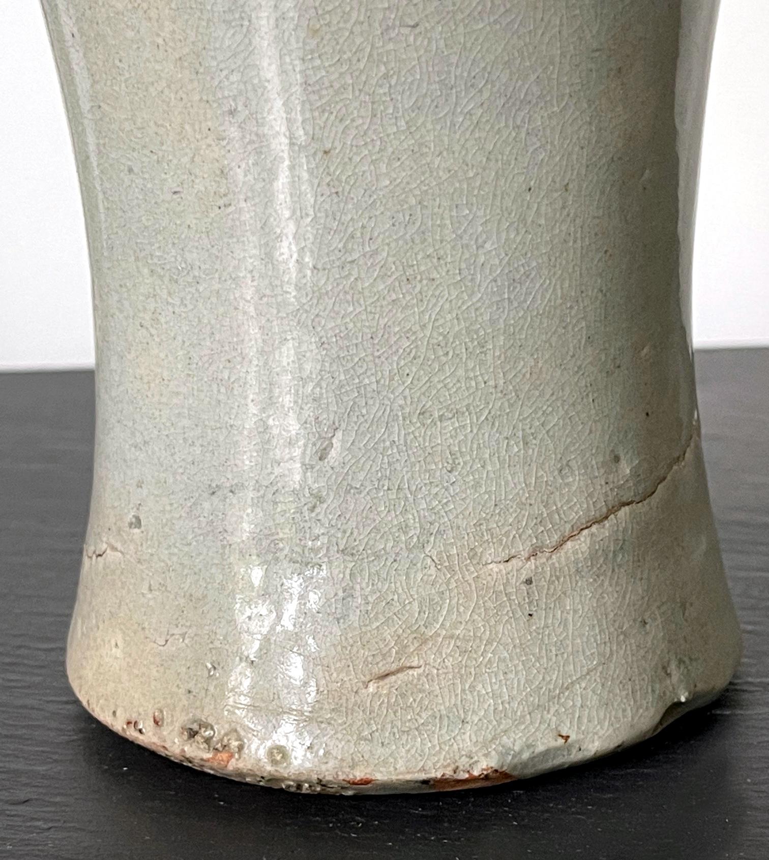 Tall Korean Ceramic Storage Jar Joseon Dynasty For Sale 3