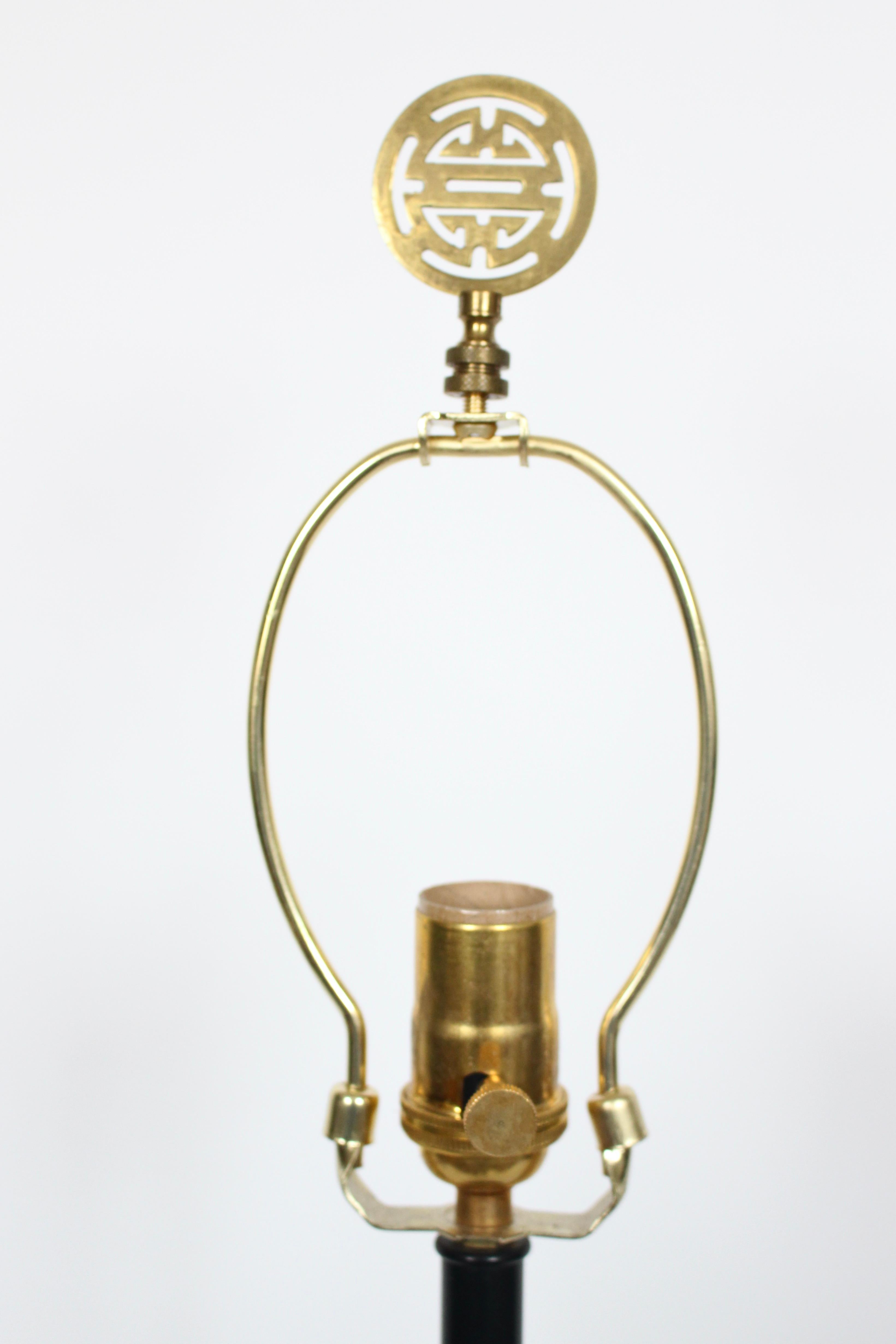 Große Laurel Lamp Company Ancient Asian Style Bronze Verdigris Tischlampe, 1950er Jahre im Angebot 4