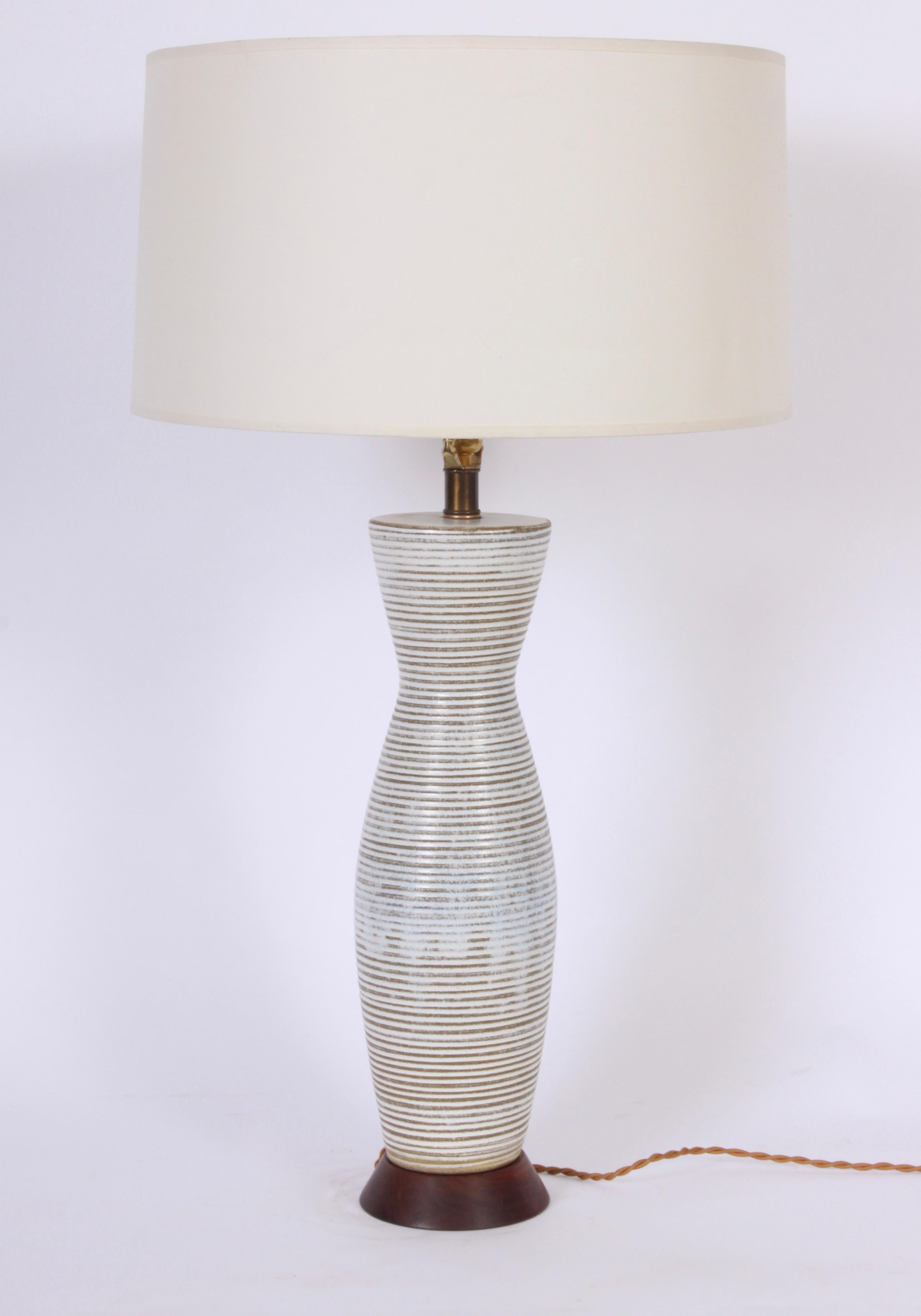 Tall Lee Rosen Design Technics White Banded Drip Glaze Pottery Table Lamp, 1950s In Good Condition For Sale In Bainbridge, NY