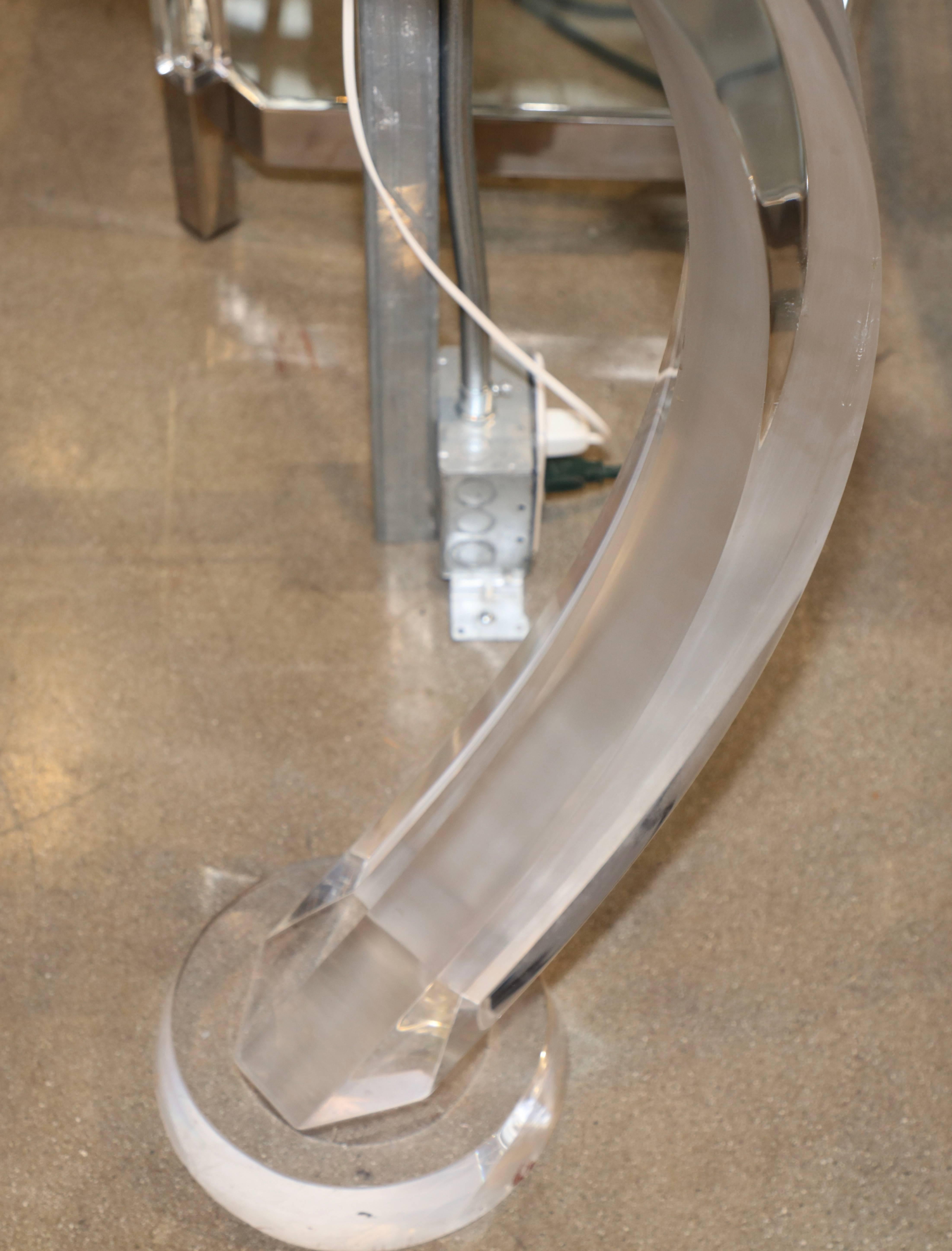 Tall Lucite Sculpture Signed Seewack, January 22 1983 In Good Condition In Palm Springs, CA