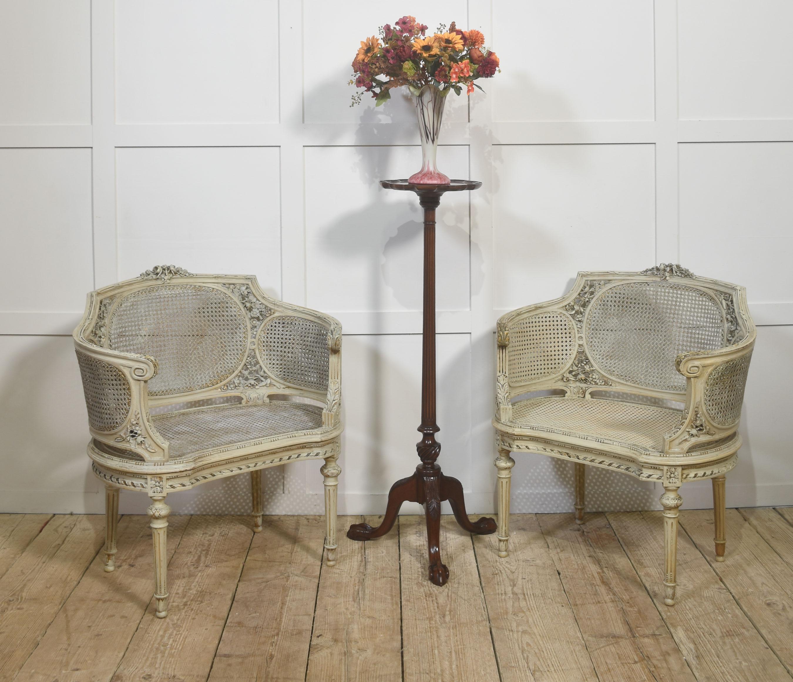 This elegant tall mahogany stand offers the versatility to serve beautifully as either a refined wine table or an elevated plant stand. Its scalloped circular top, crafted from rich solid mahogany, provides a graceful platform ideal for a display