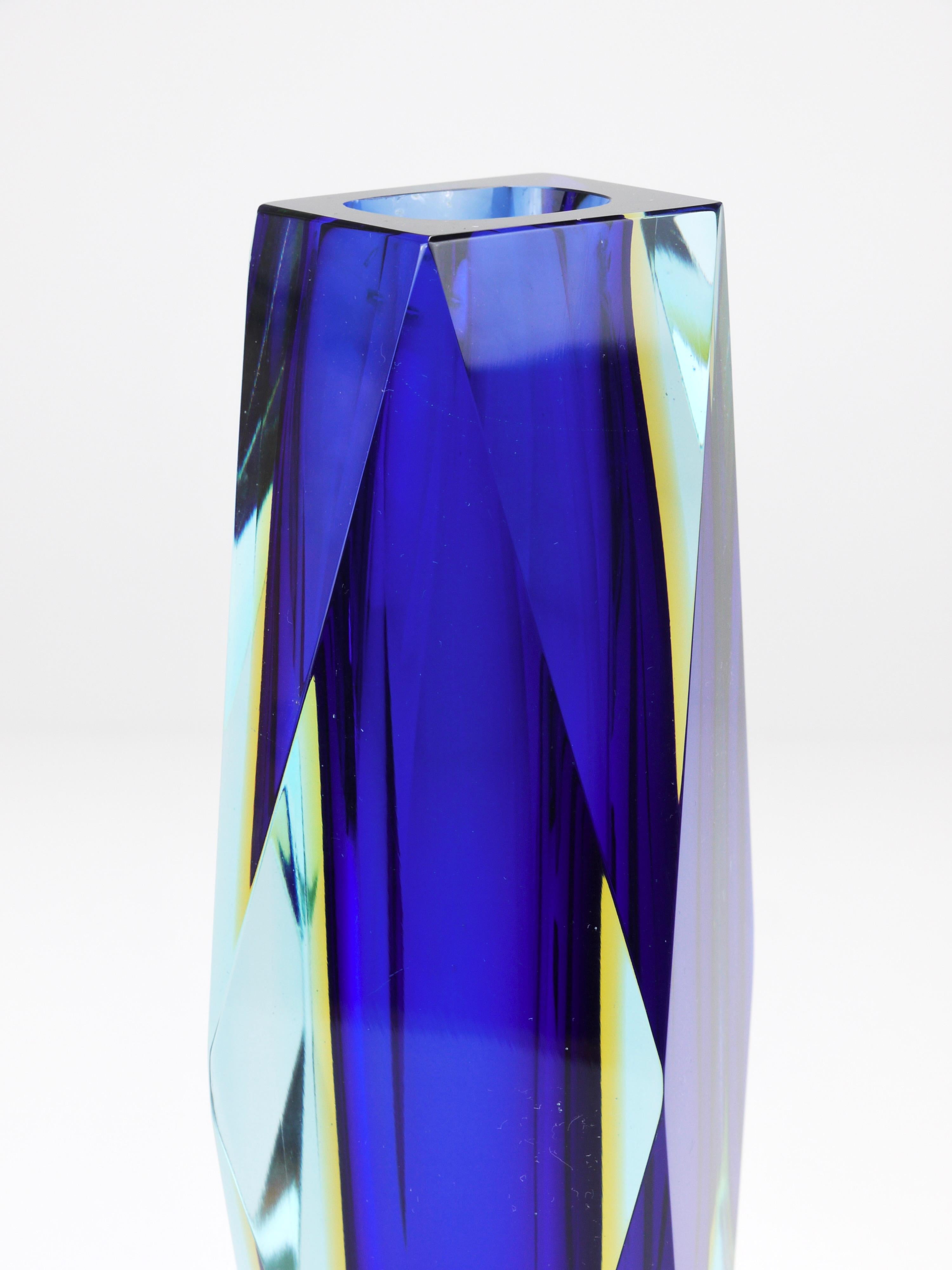 Vaso alto Mandruzzato Sommerso in vetro di Murano sfaccettato, Italia, anni '60 in vendita 9