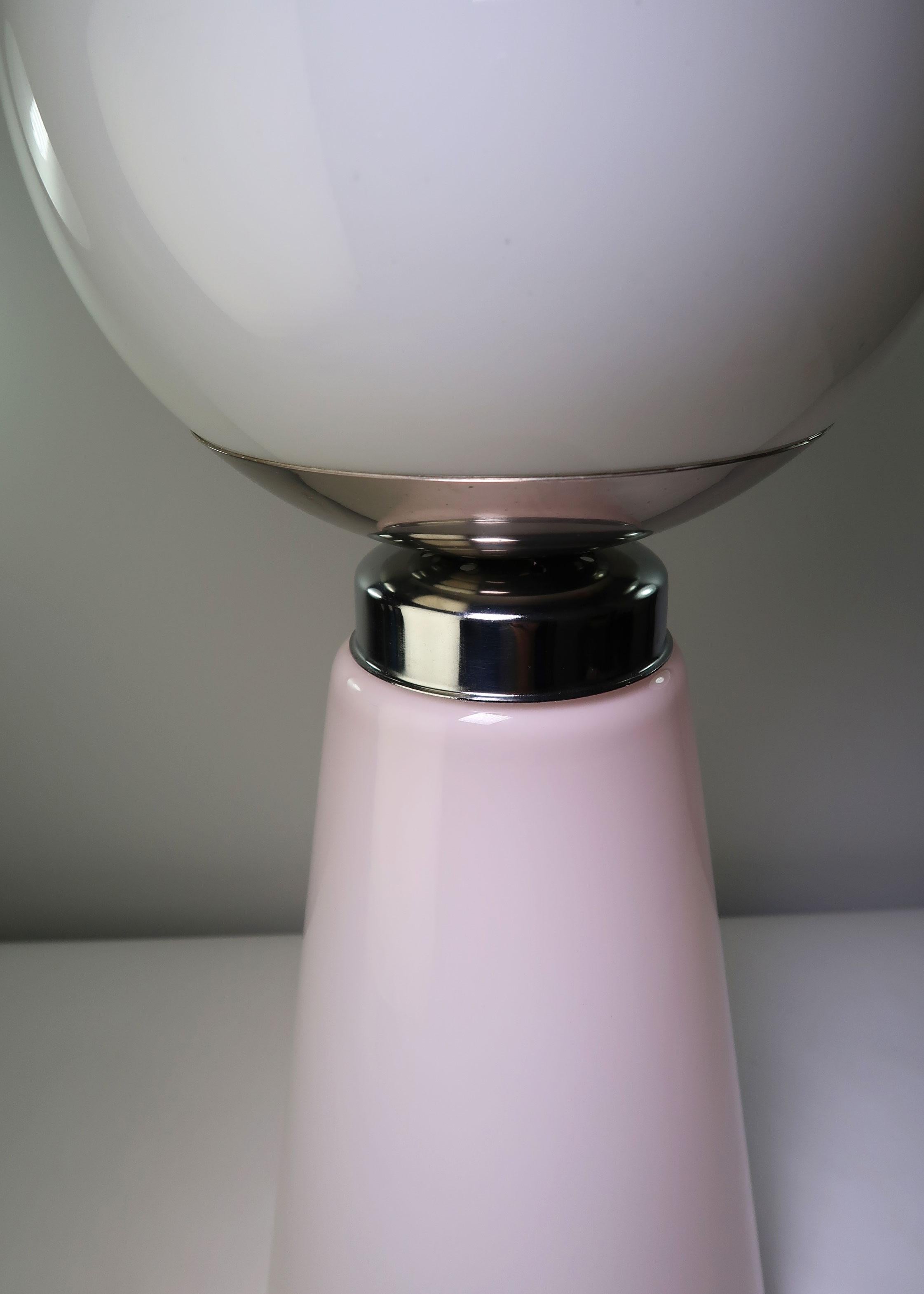 Tall Mazzega Murano Rose Cone, White Globe Glass Italian Modern Lamp, 1970s In Good Condition In Copenhagen, DK