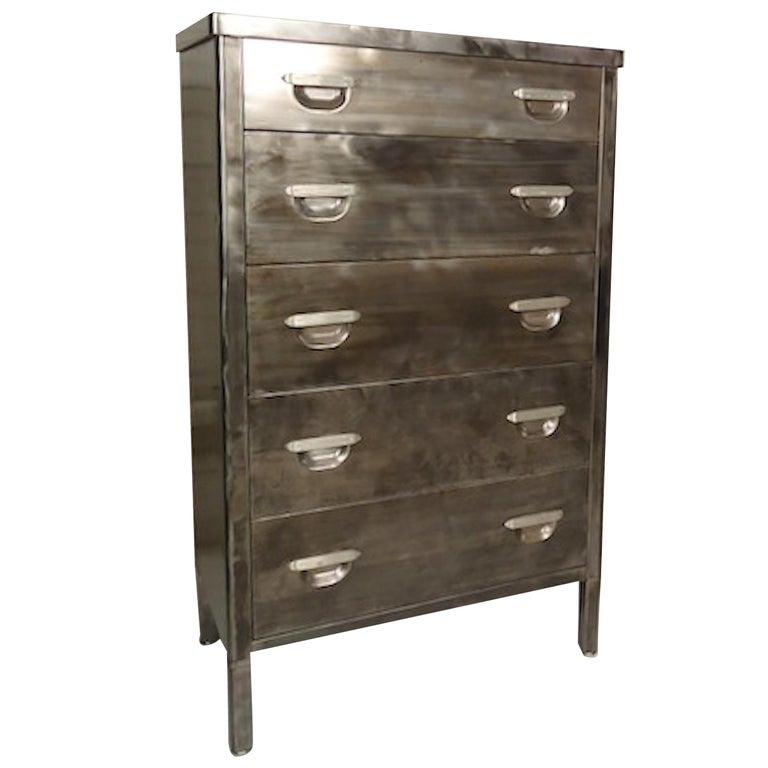 Tall Metal Dresser Restored Im Angebot Bei 1stdibs